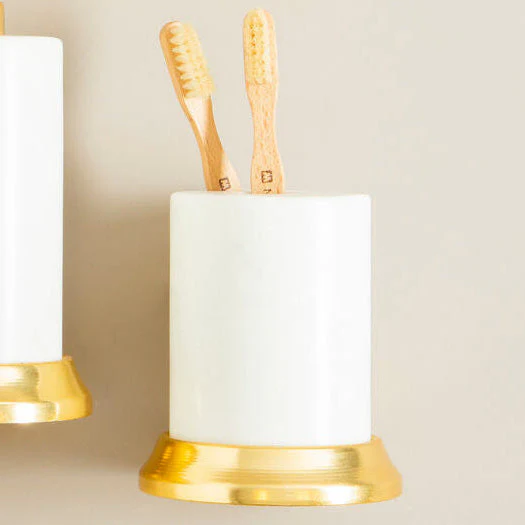 Mako White Marble Toothbrush Holder - Image 2