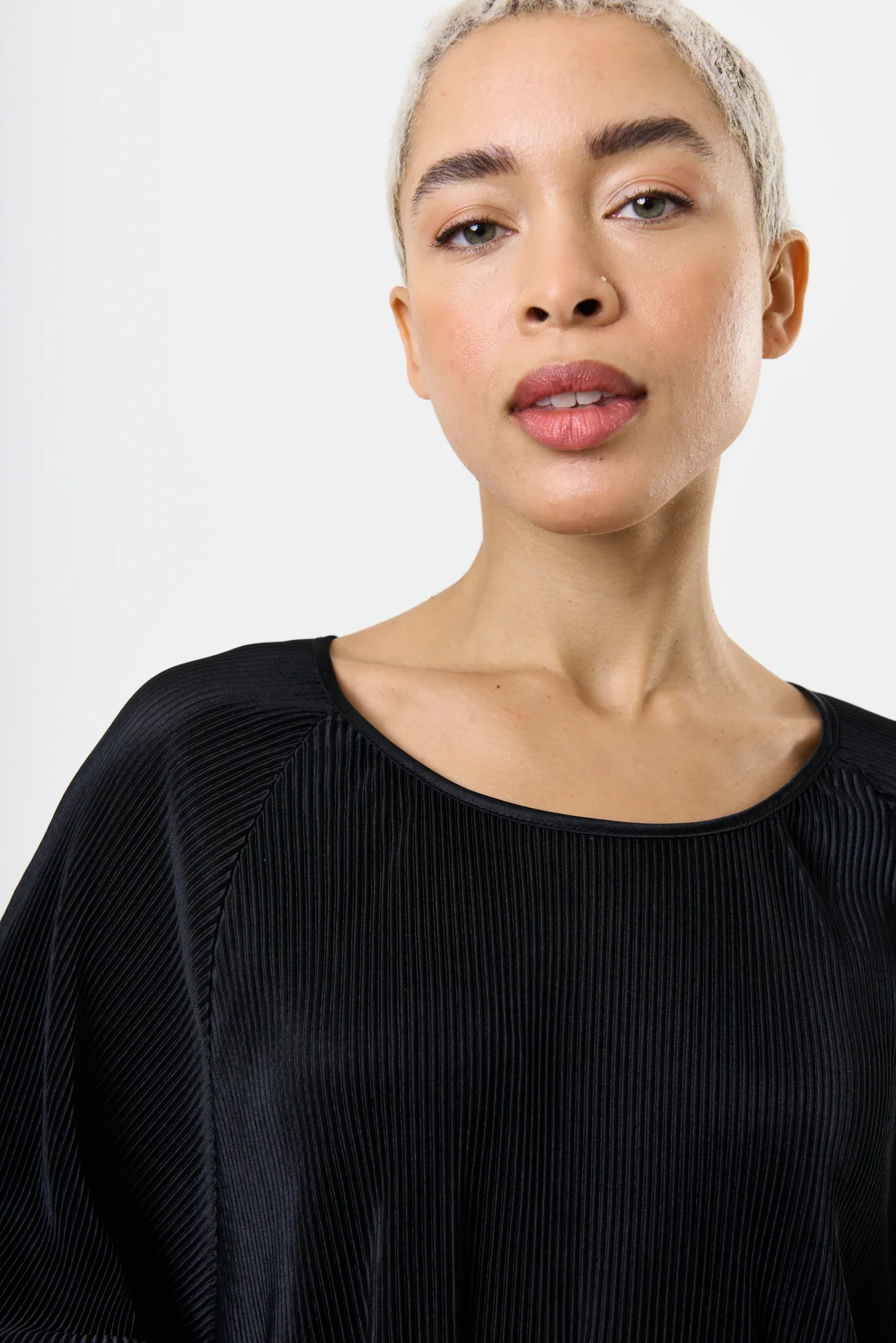 Mayanna Pleat 3/4 Sleeve Top - Black - Image 4