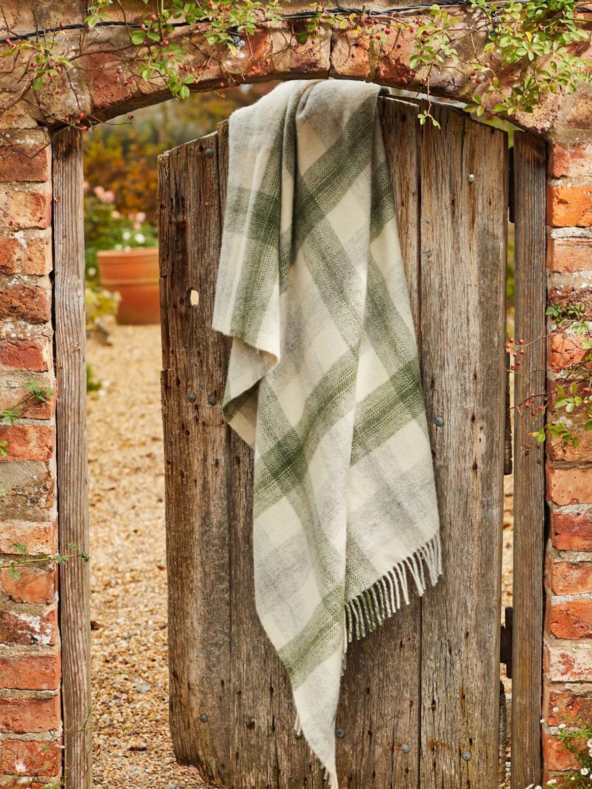 Meadow Check Pure New Wool Throw - Olive - Image 2