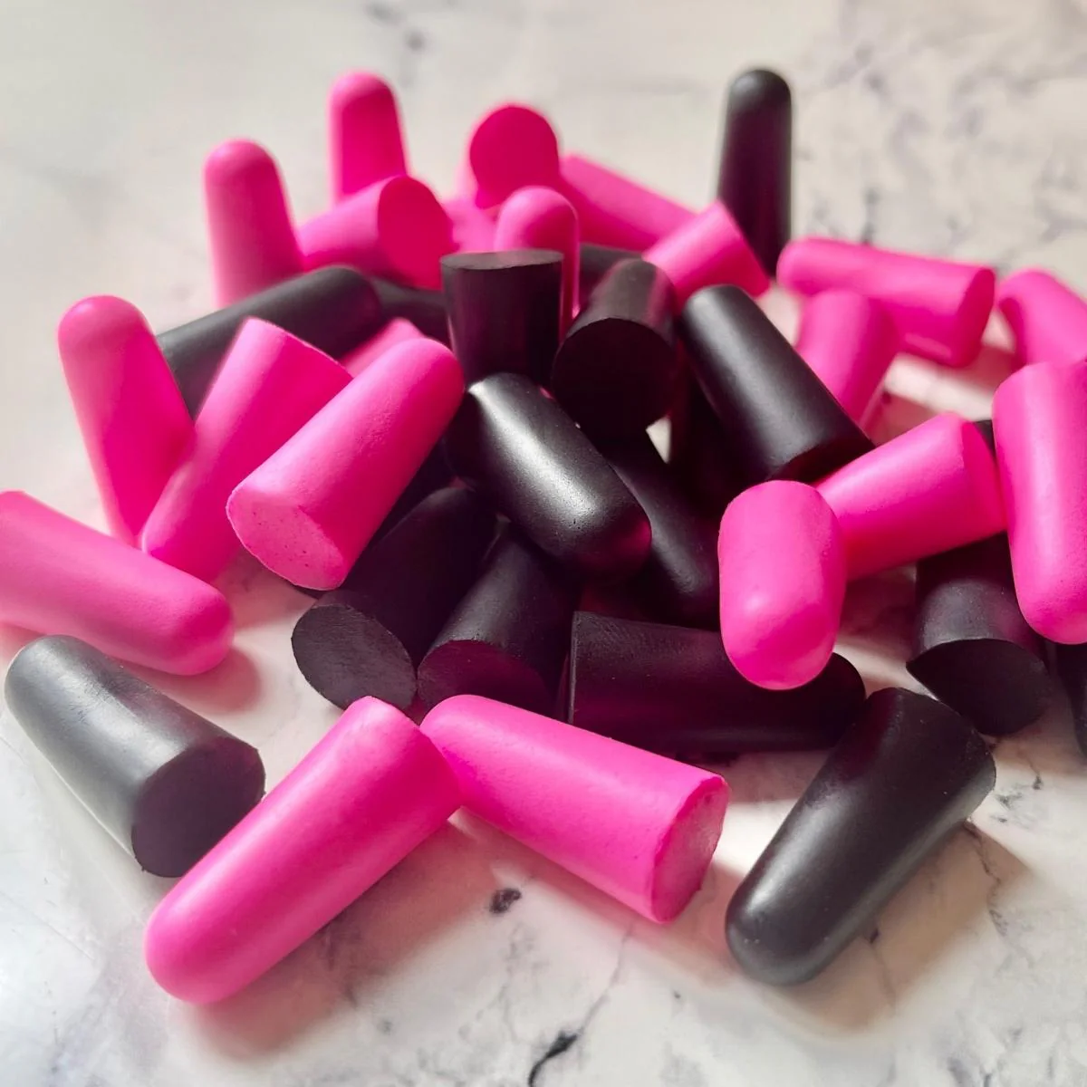 Memory Foam Earplugs - Bright Pink (1 pack) - Image 5