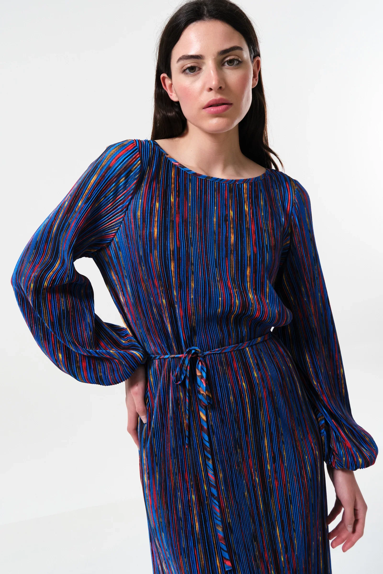 Milene Abstract Pleat Tie Waist Midi Dress - Image 3
