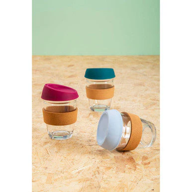 Mimo Glass Mug With Dark Green Silicone Lid - Image 4