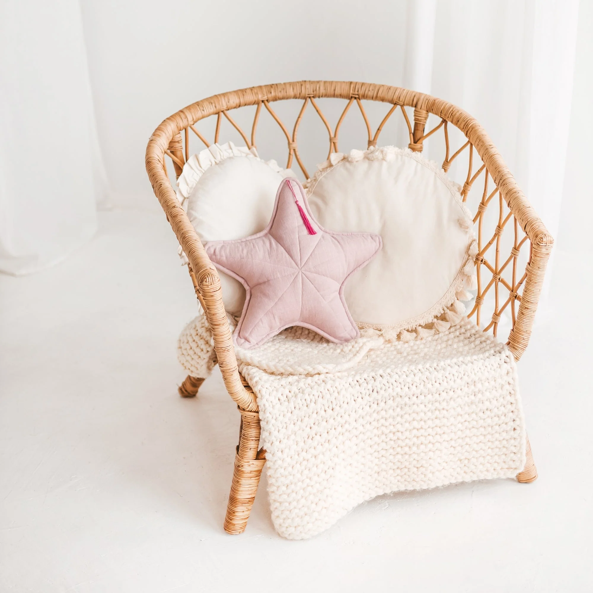MINICAMP Linen Sea Star Pillow – Pink Throw Pillow for Coastal & Beach Decor - Image 3