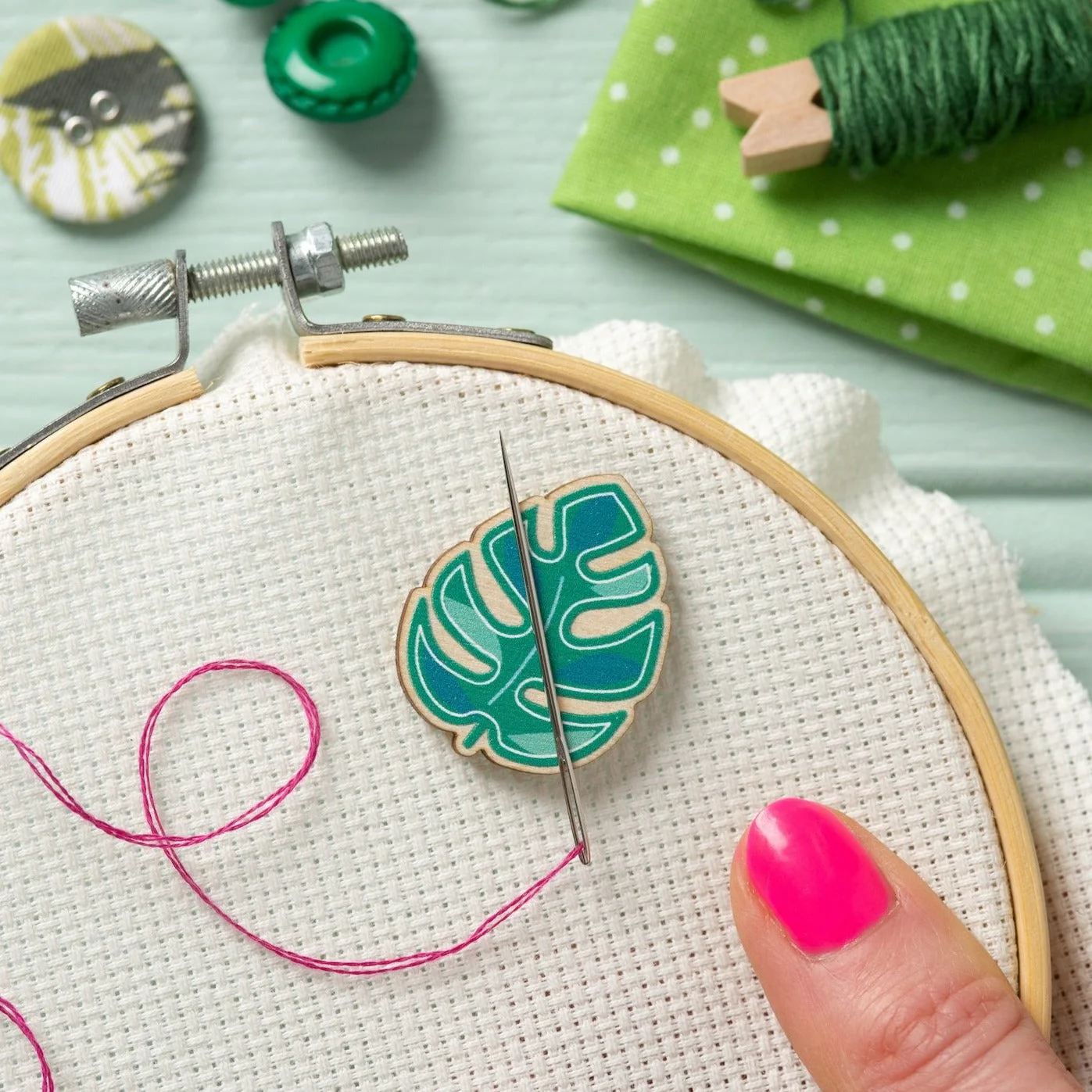 Monstera Leaf Magnetic Needle Minder - Image 4