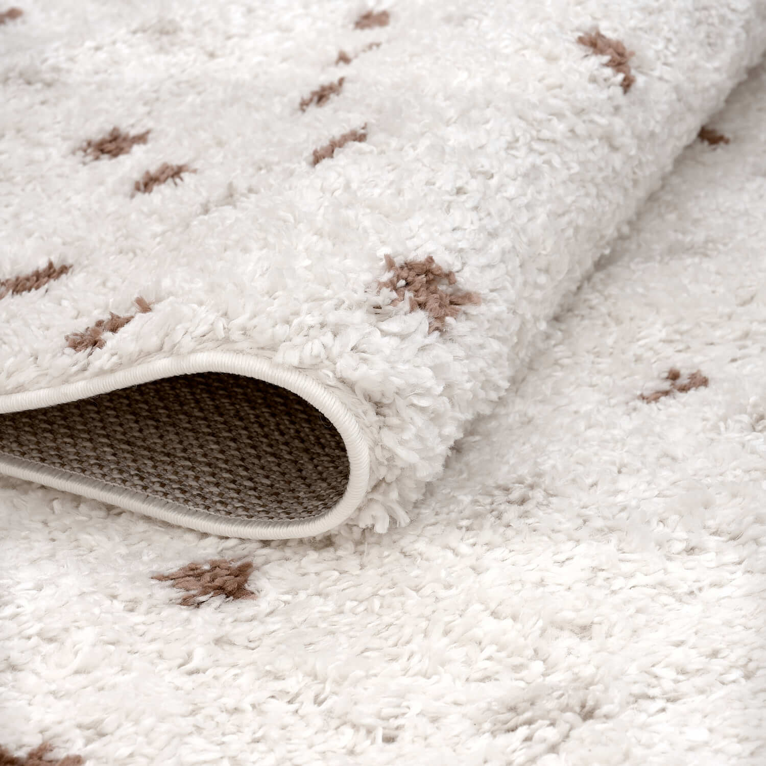 Moodi Shaggy Cream/Terra Biscotti Rug - Image 4