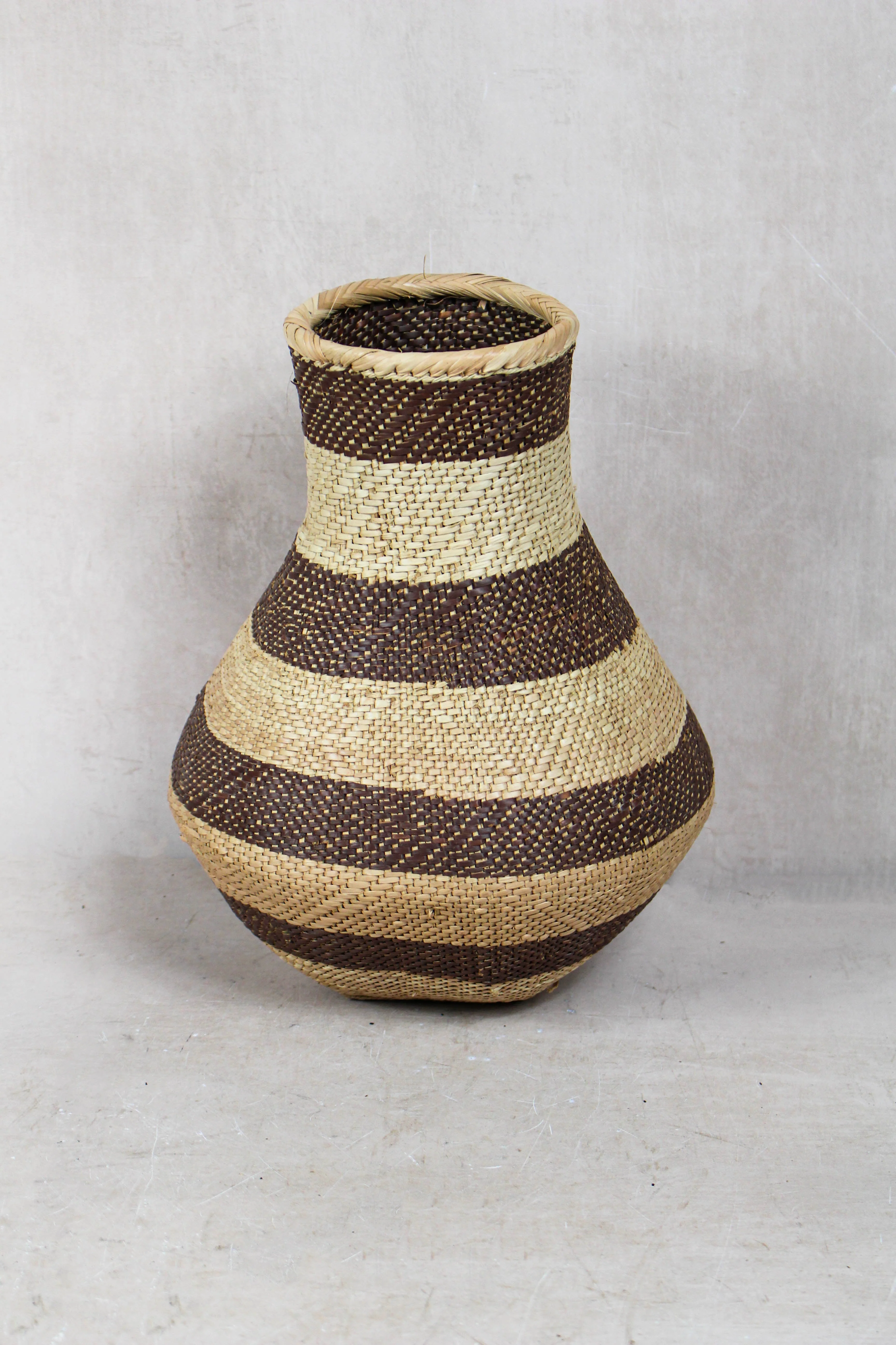 Nongo basket - 122.1