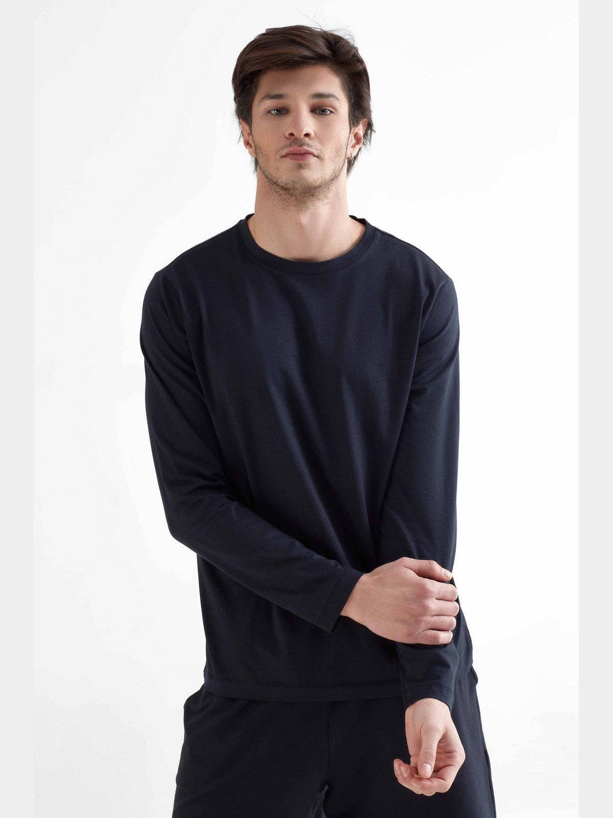 Organic Cotton & Modal Long Sleeve T-shirt: Mens - Image 8