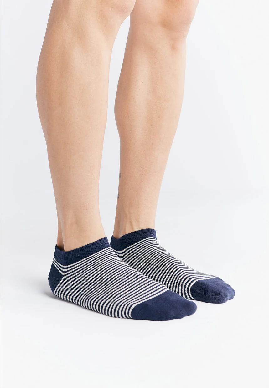 Organic Cotton Trainer Socks (6 Pack) - Image 8