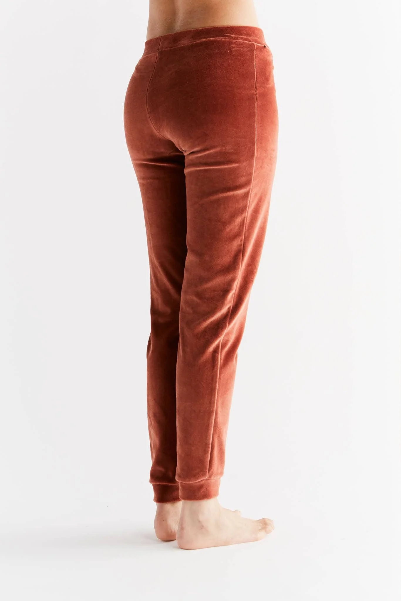 Organic Soft Fleece Cuffed Sweatpants: Womens - Image 9