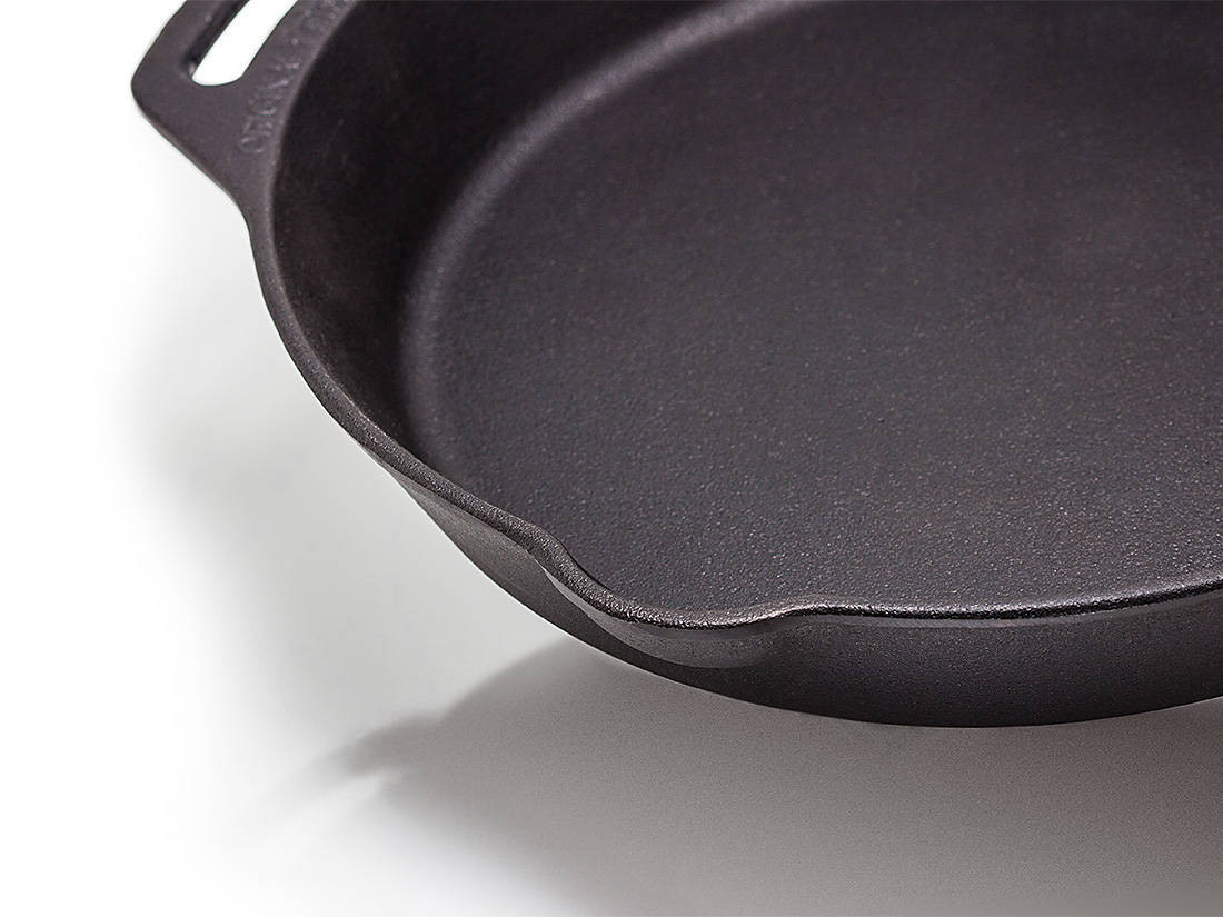Petromax Fire Skillet With 2 Pan Handles (Various Sizes) - Image 2
