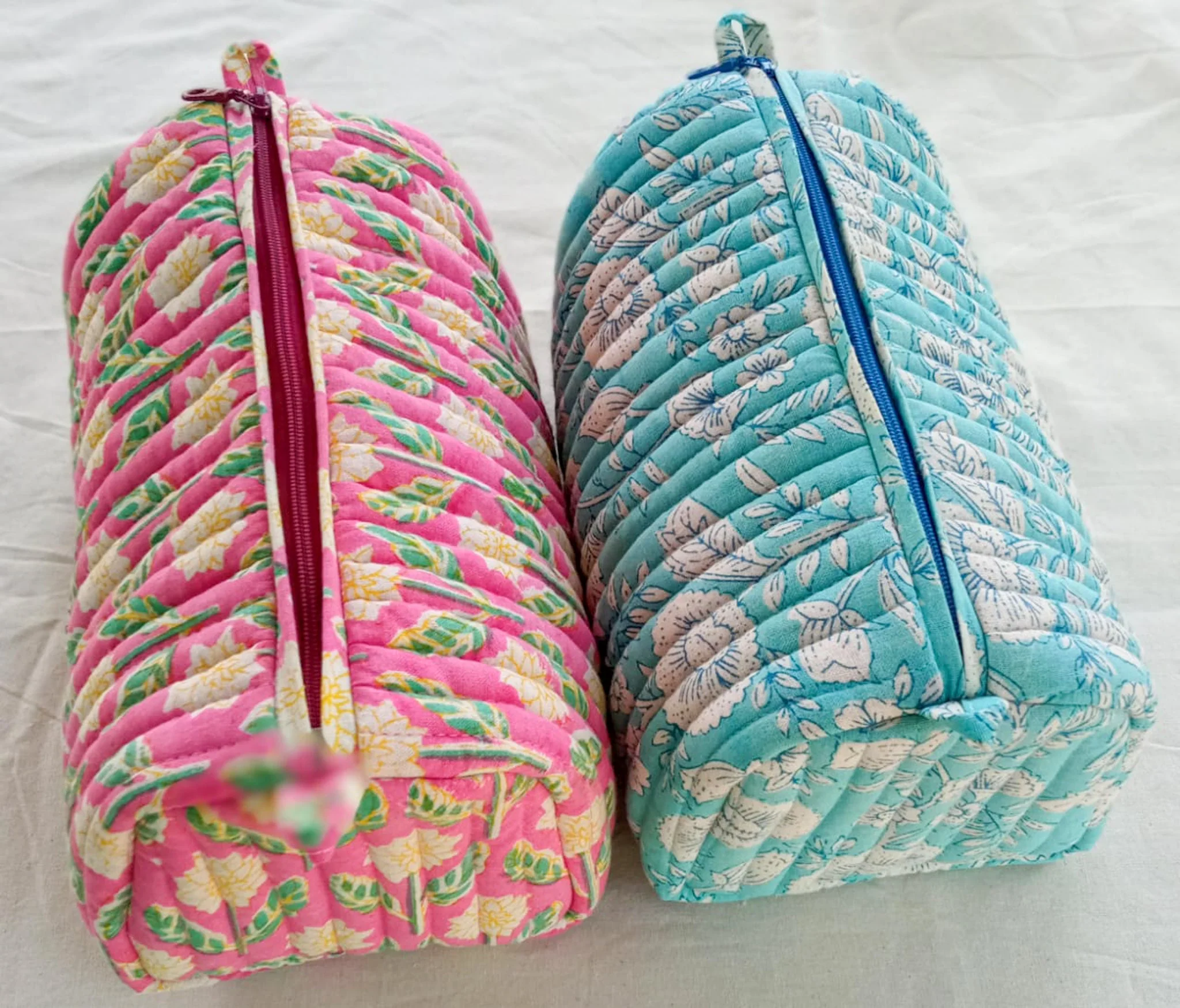 Quilted block print make up bag, large cosmetic pouch - Image 5