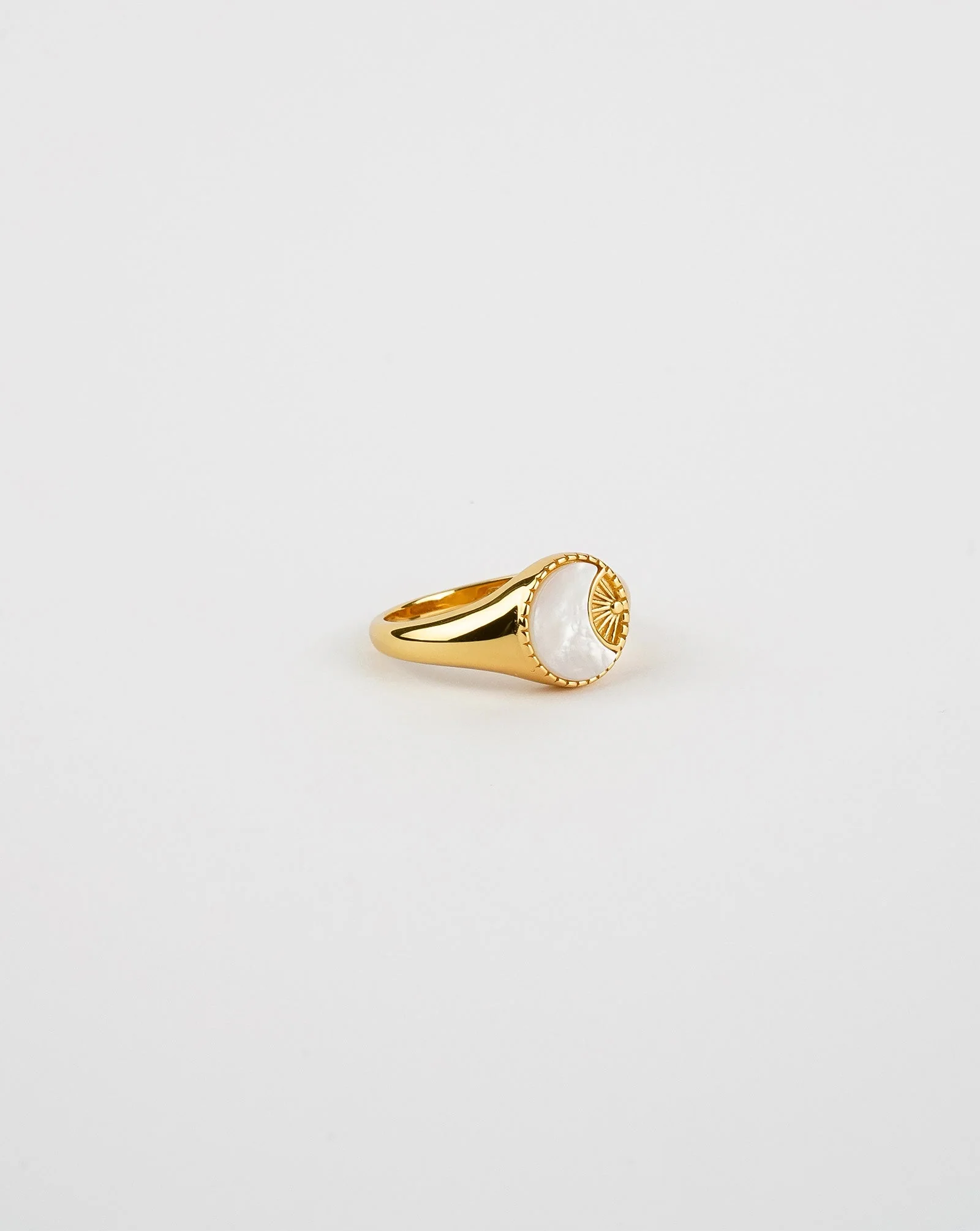 Ray of Sun Mother of Pearl Ring - Image 3