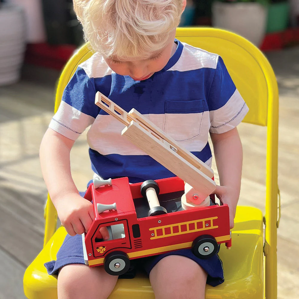 Red Fire Engine - Image 6