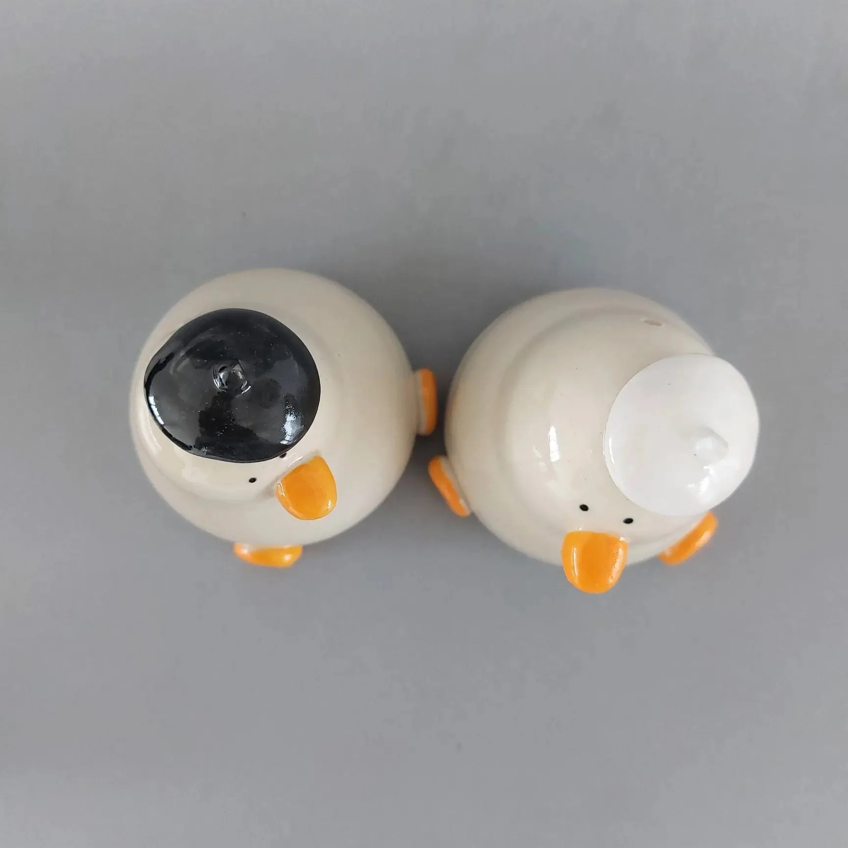 Salt & Pepper Shaker Ducks (Set of 2) - Image 3