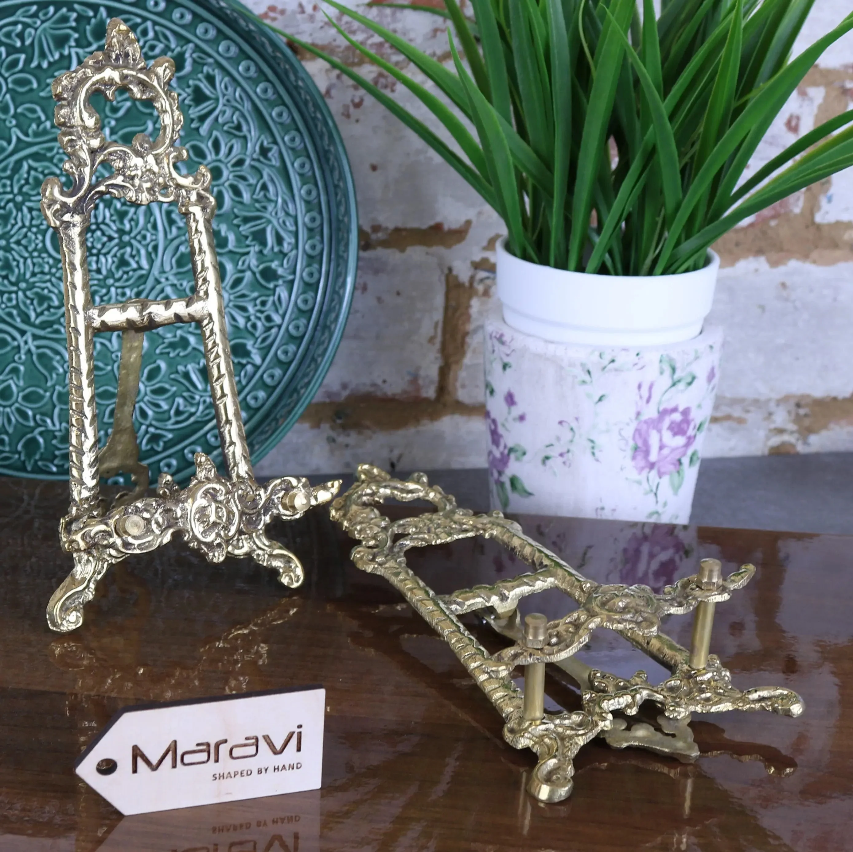 Saramati 20cm Brass Easel Set of 2 - Image 4