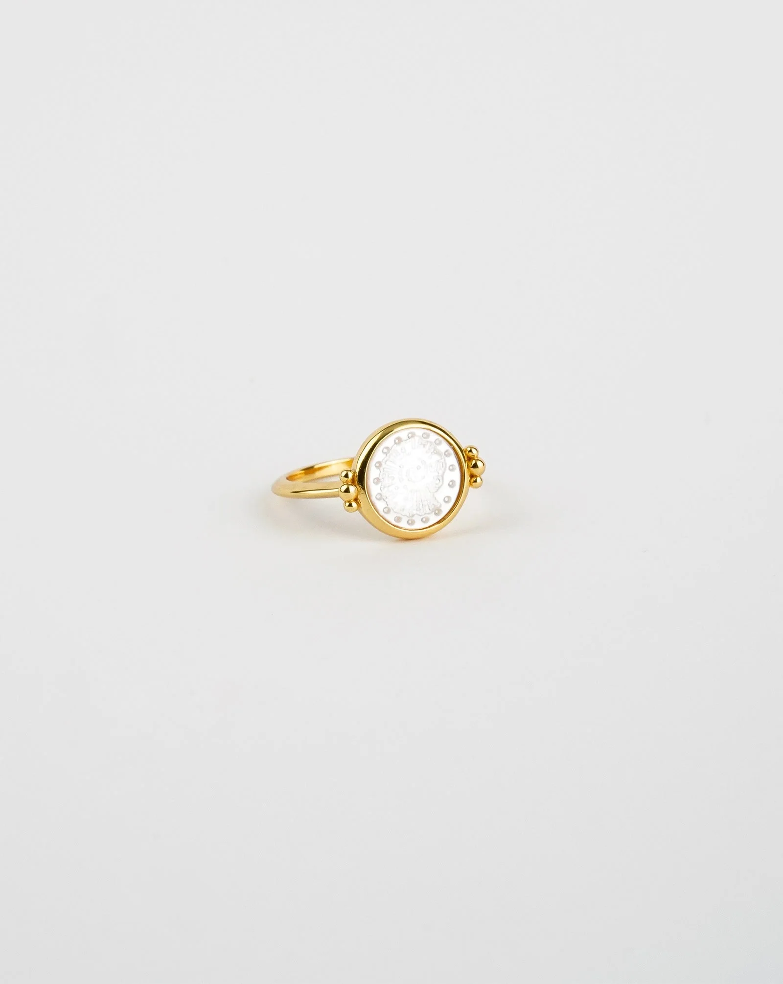 Sea Shell Print Pearl Ring - Image 3