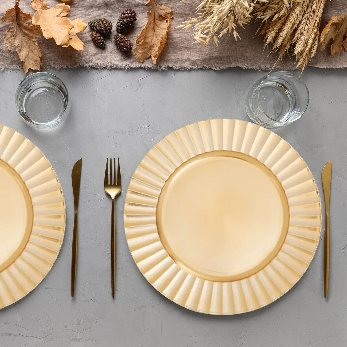 Set of Four 33cm Dia Gold Finish Wave Rim Charger Plates - Image 4