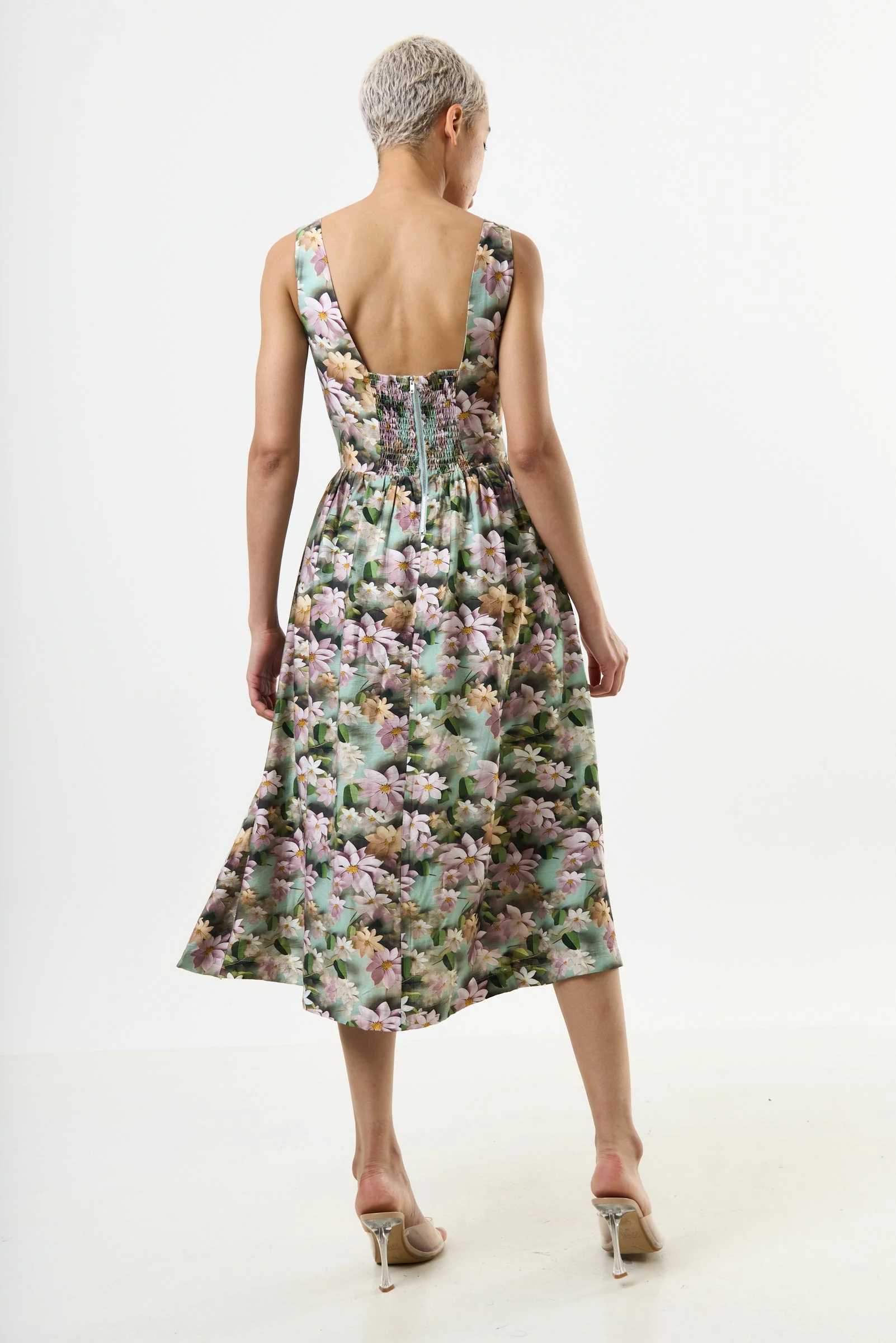 Sherazade 3D Daisy Print Square Neck Midi Dress - Green - Image 2