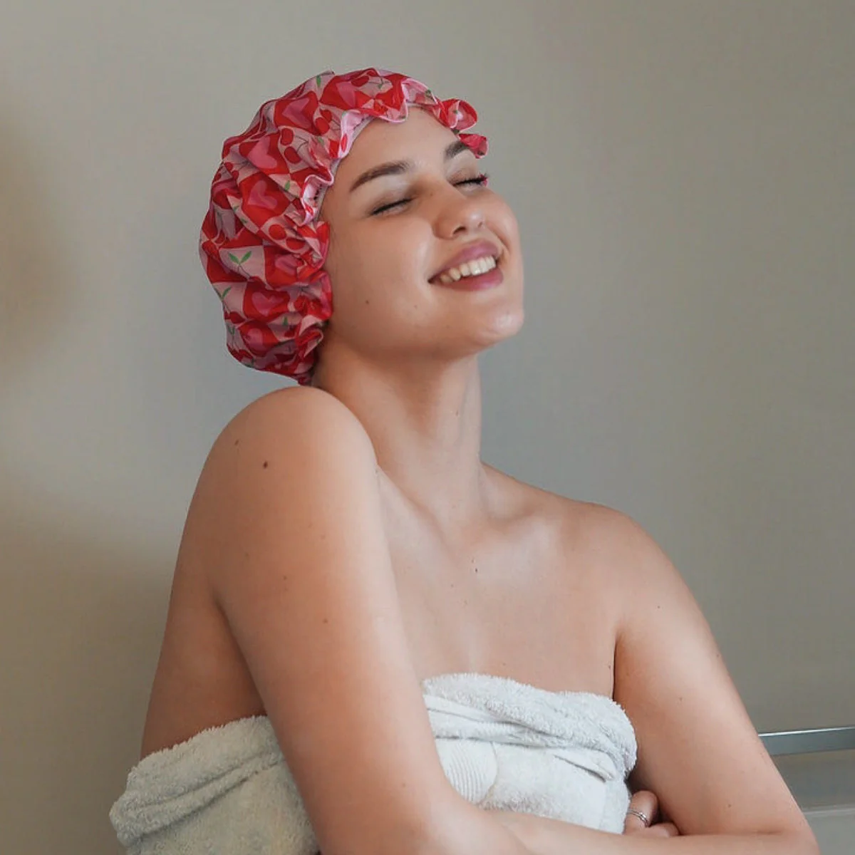Shower Cap - Strawberry Print - Image 4
