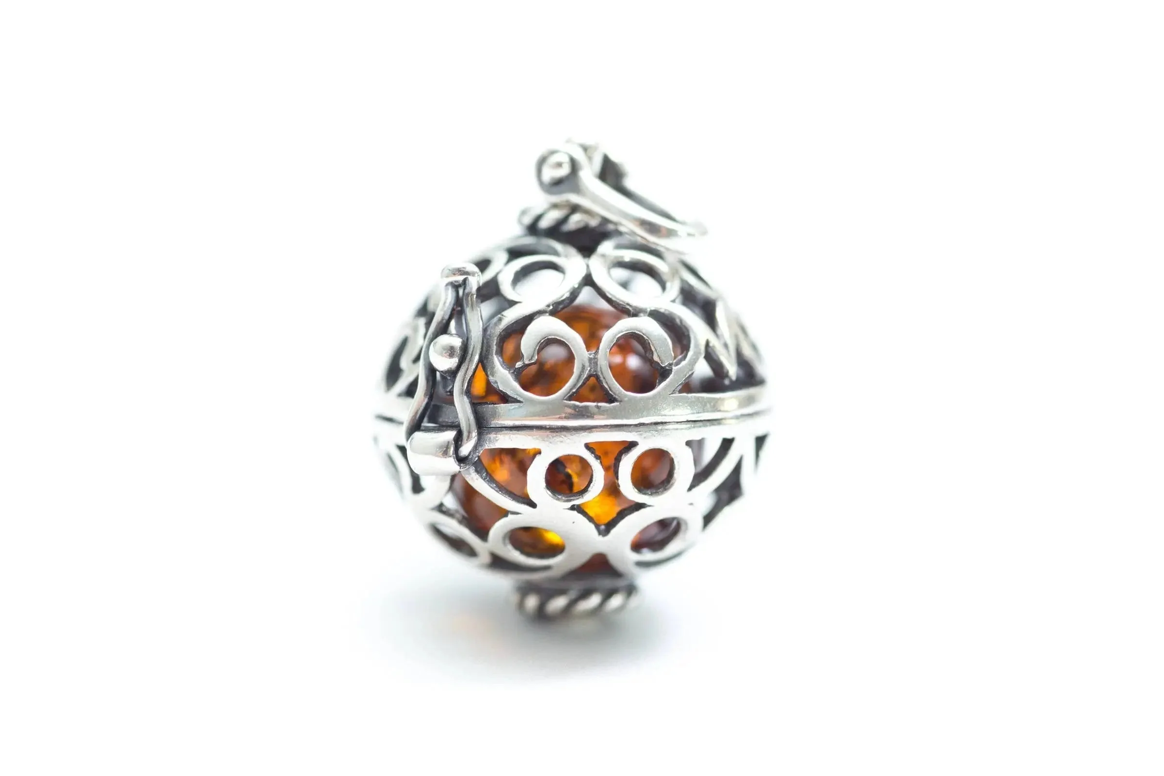 Silver Filigree Locket Necklace - Image 4
