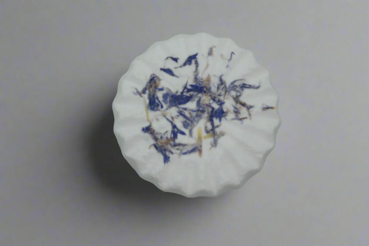 Simple Scents Aromatherapy Lavender & Frankincense Bath Bomb with Essential Oils - Image 3
