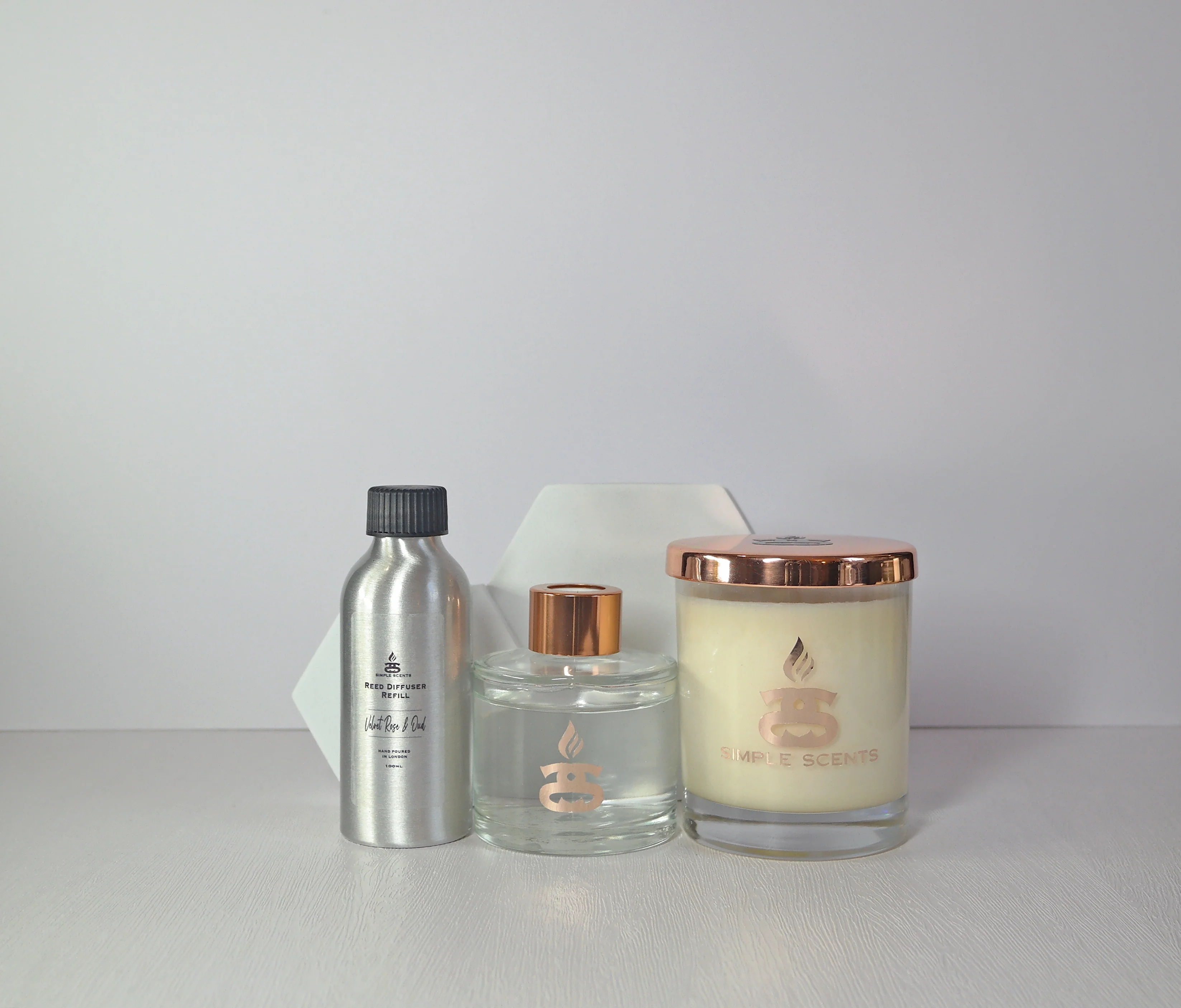 Simple Scents Experience Indulgence Candle, Reed Diffuser & Diffuser Refill Gift Set - Image 2