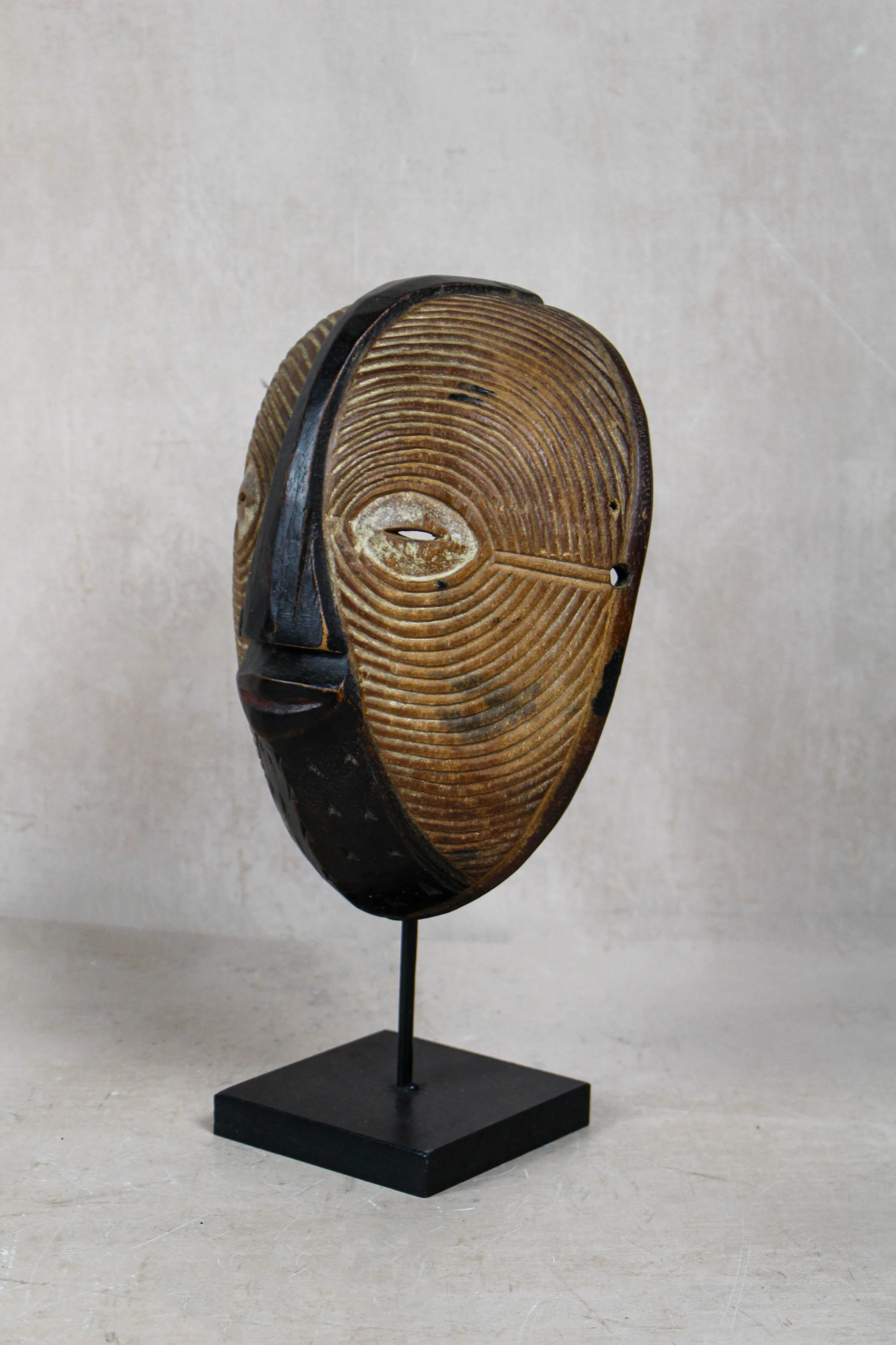 Songye Mask 205.7 - Image 3