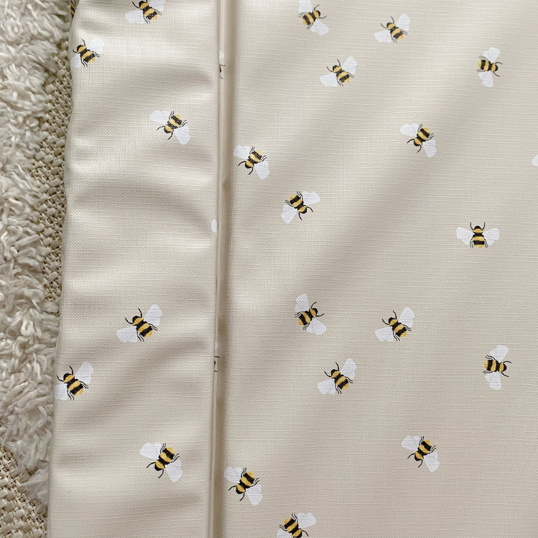Standard Changing Mat - Bee Print - Image 5