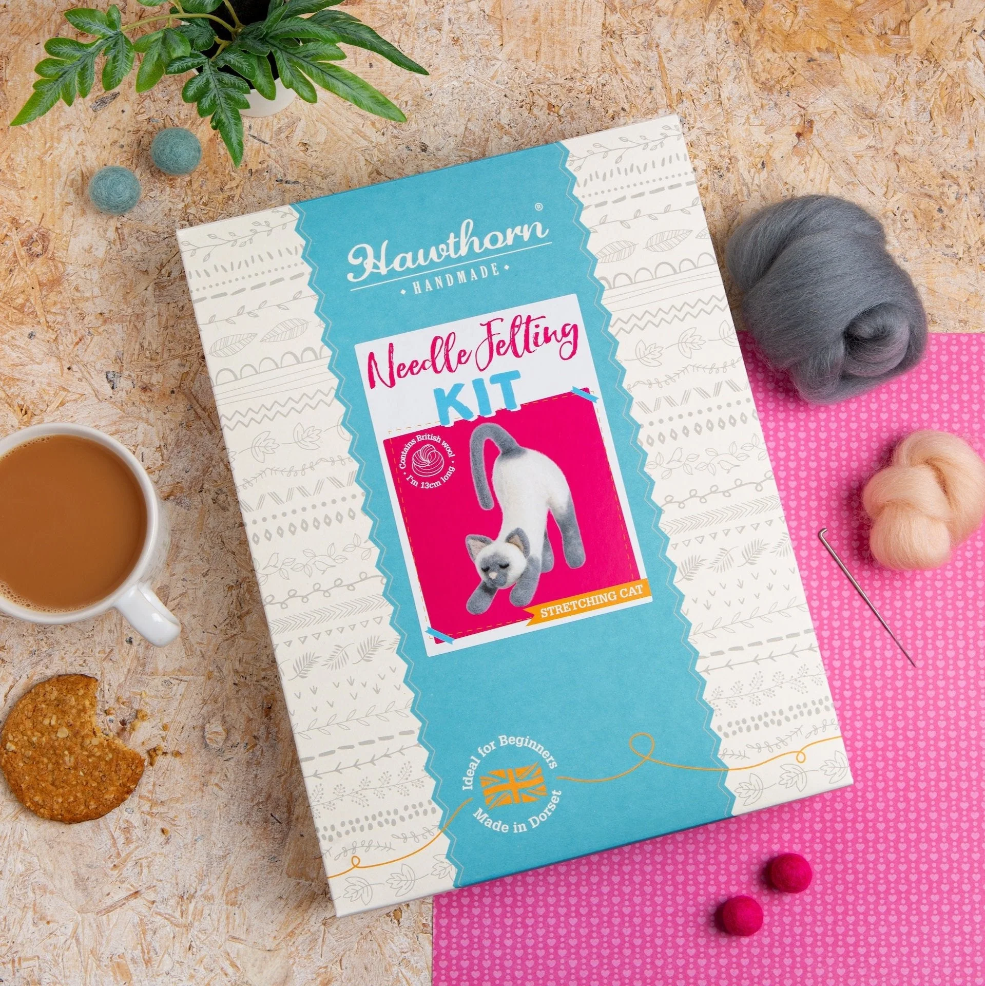 Stretching Cat Needle Felting Kit for Beginners - Image 6