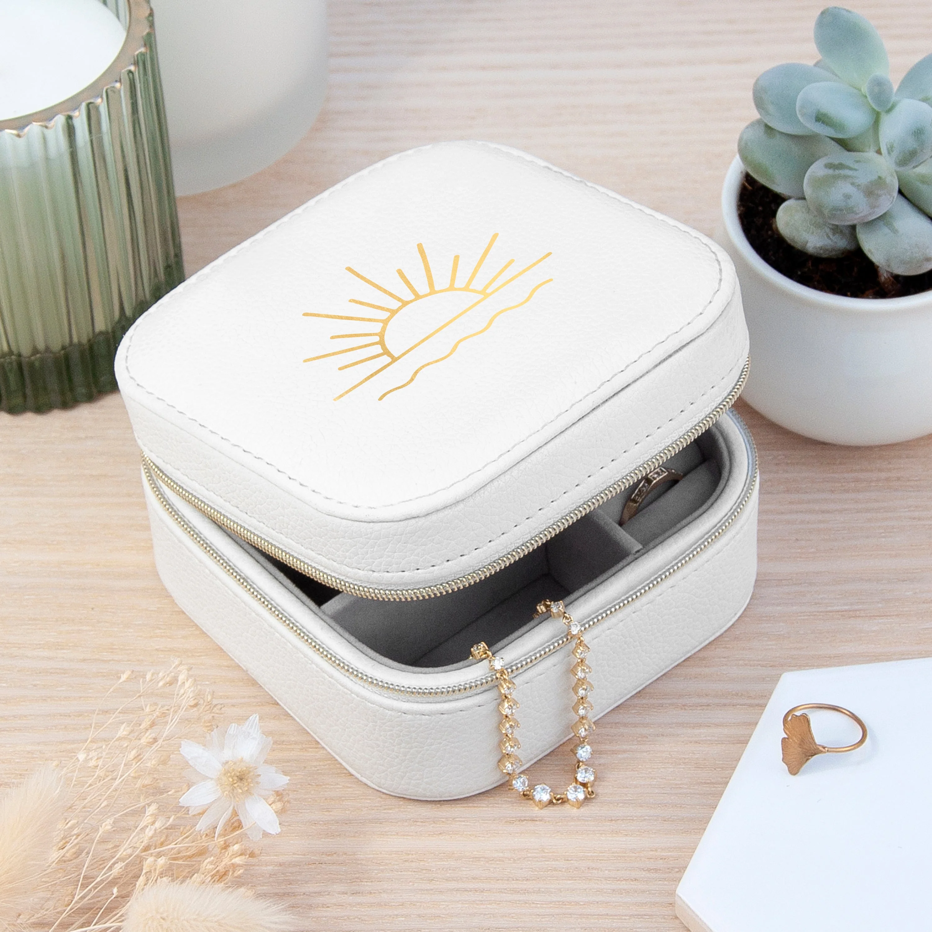 Sunset White Square Travel Jewellery Case - Image 4