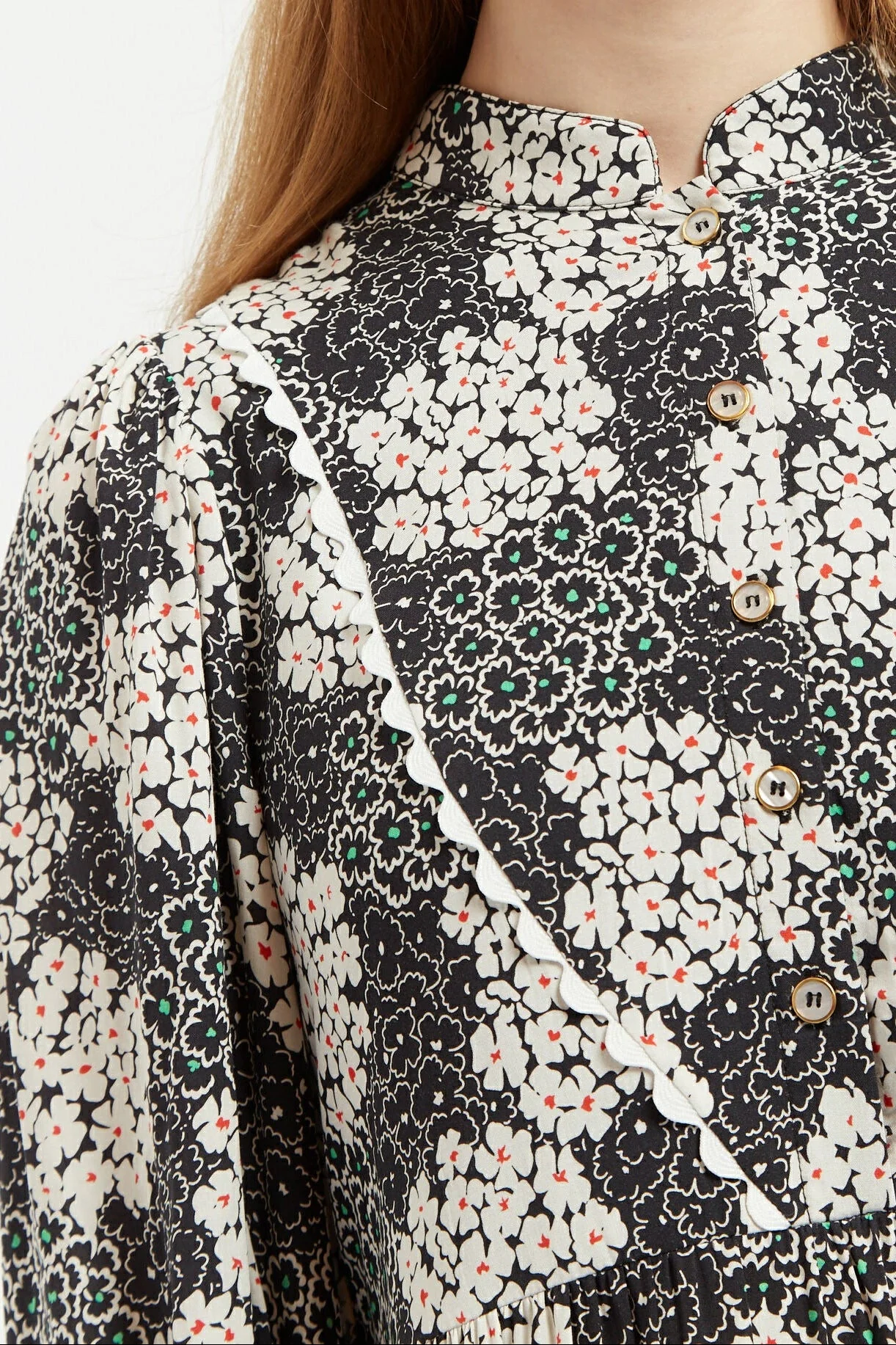 Suzanne Flower Patch Mini Dress Black/White - Image 3