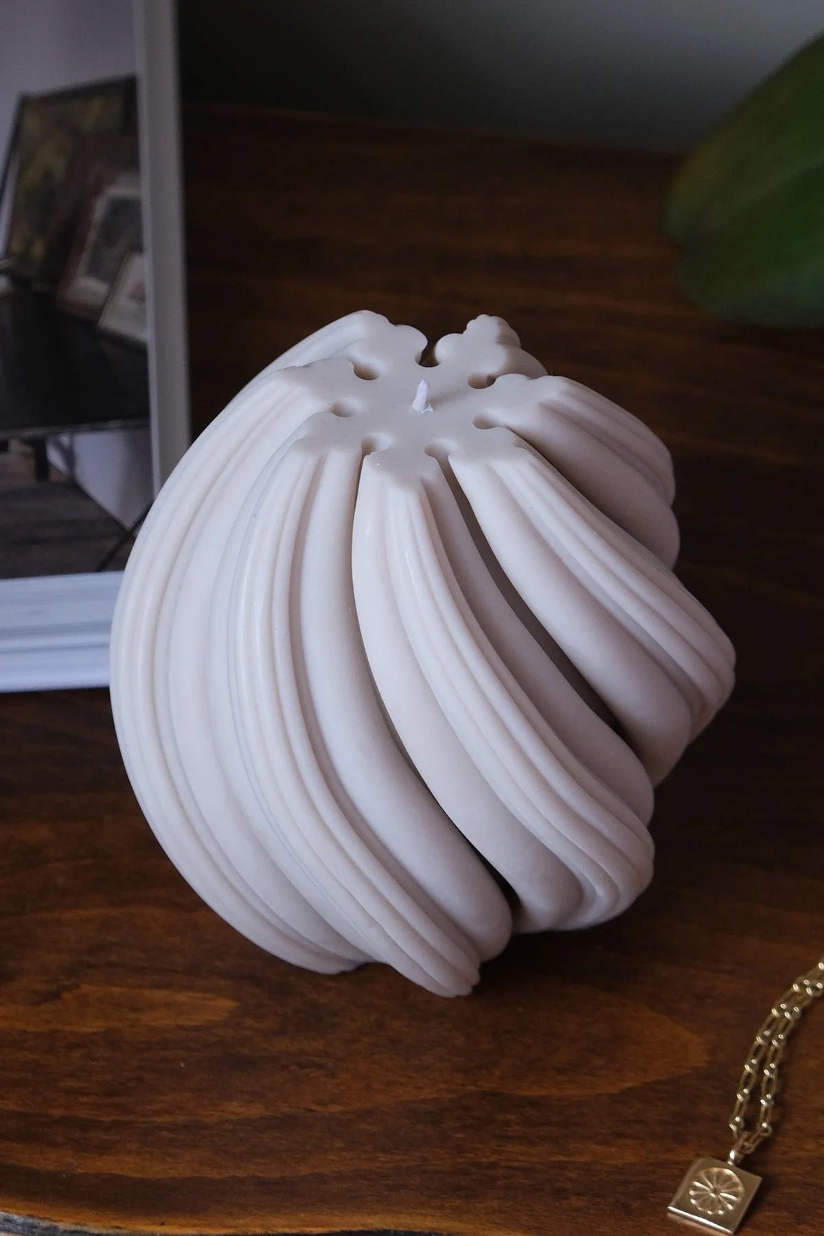 Swirl Scented Candle - Image 3