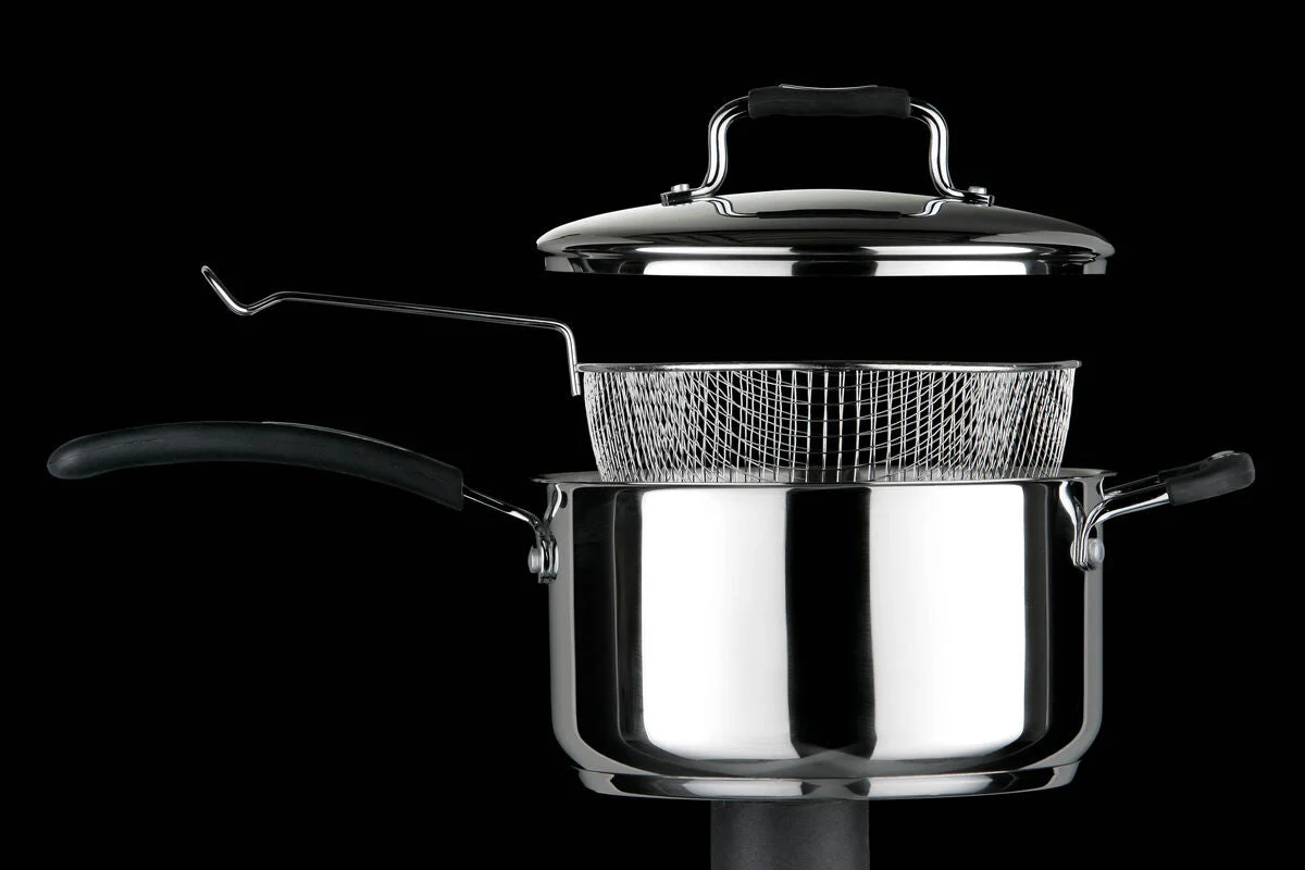 Tenzo 22 cm Stainless Steel Chip Pan with Glass Lid and Wire Basket - Image 3