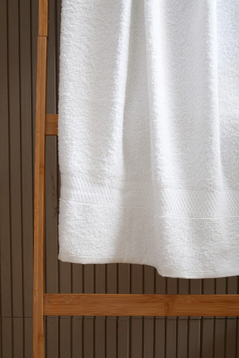 Thread and Loom 6 Piece White Towel Set - Image 5