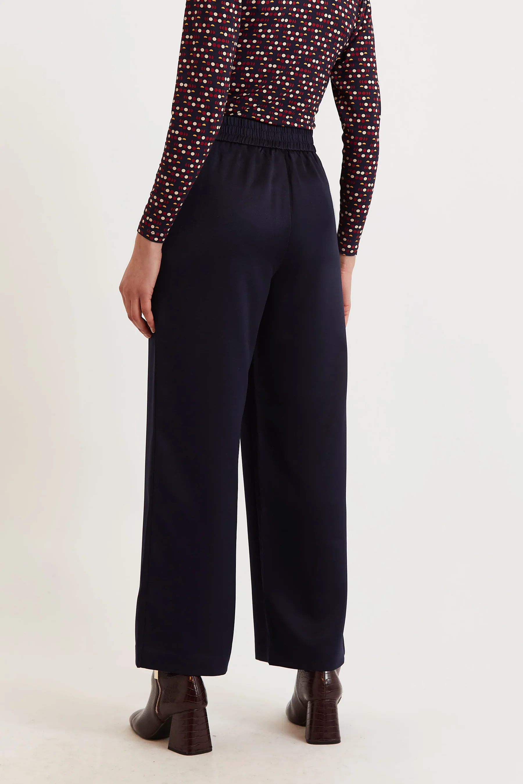Tilde Sustainable Satin Back Crepe Wide Leg Trousers - Navy - Image 2