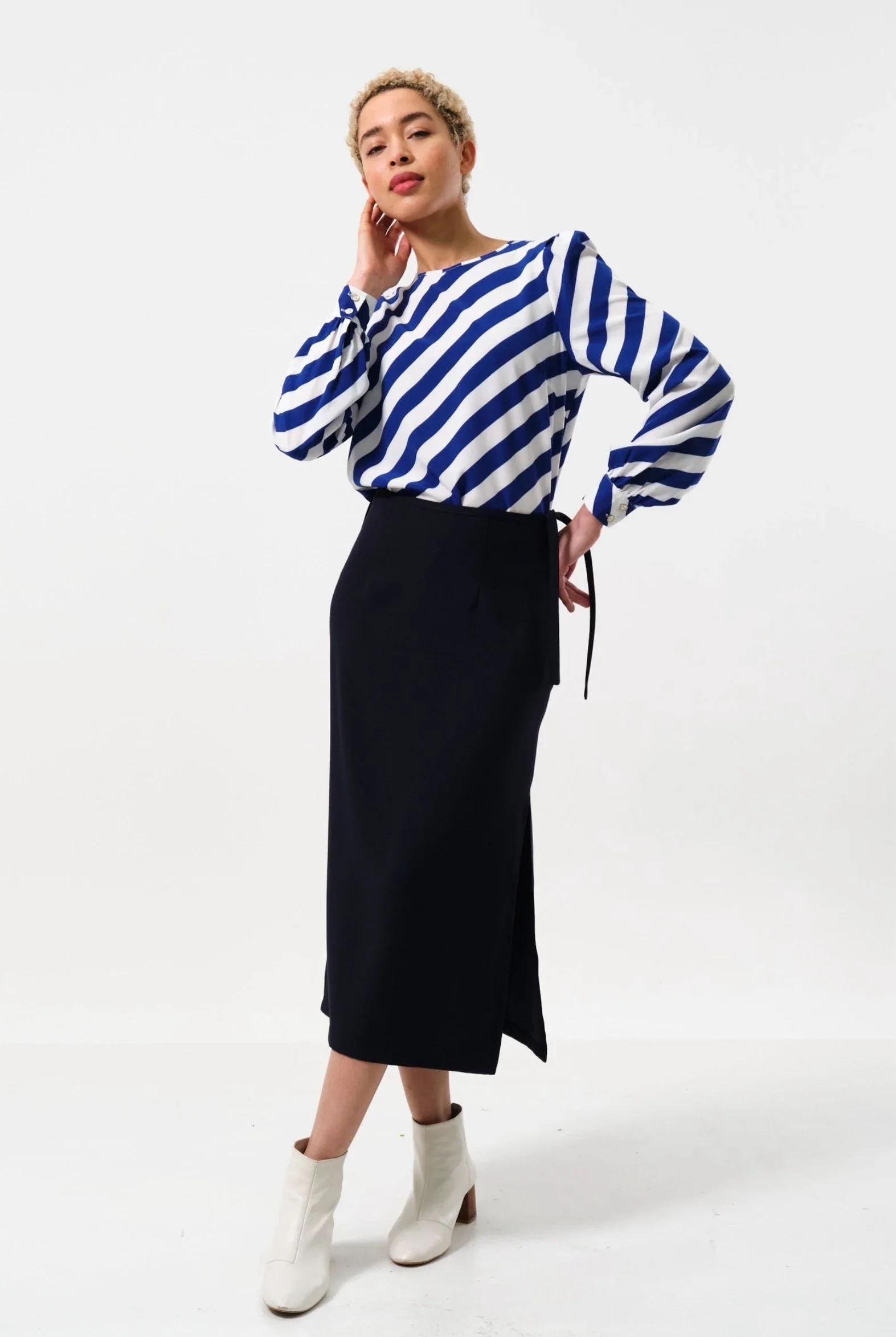 Timo Satin Back Crepe Sustainable Midi Skirt - Navy - Image 4