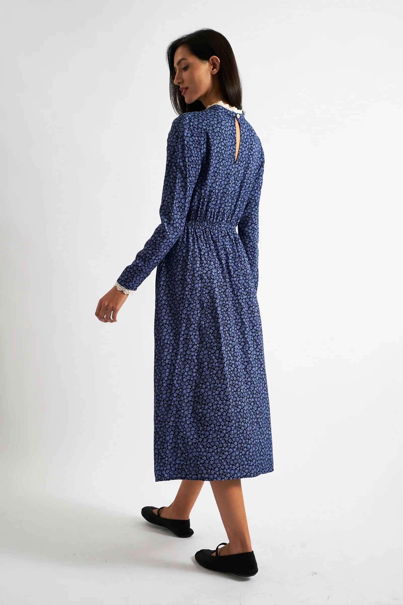 Timothea Daisy Time Lace Trimmed Midi Dress - Image 2
