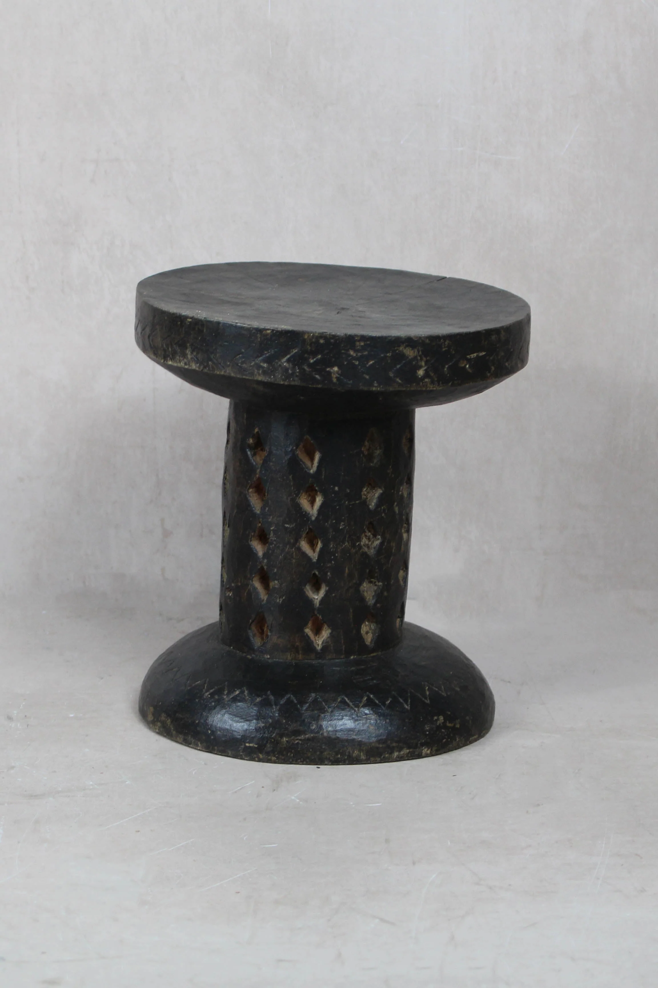 Tonga Stool - 172.11