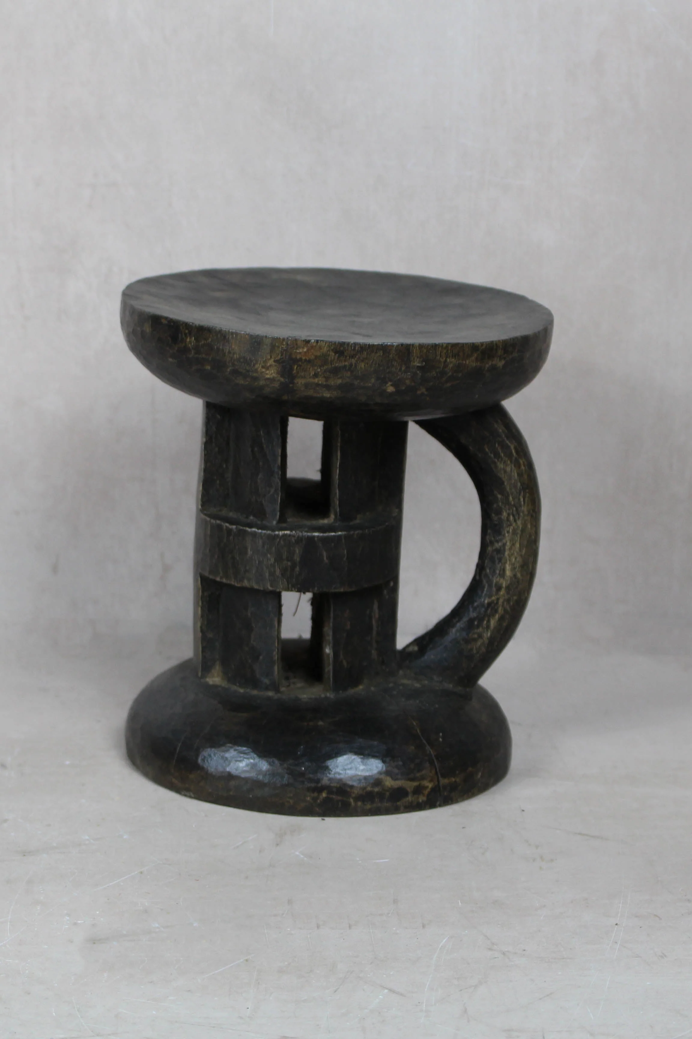 Tonga Stool - 172.9