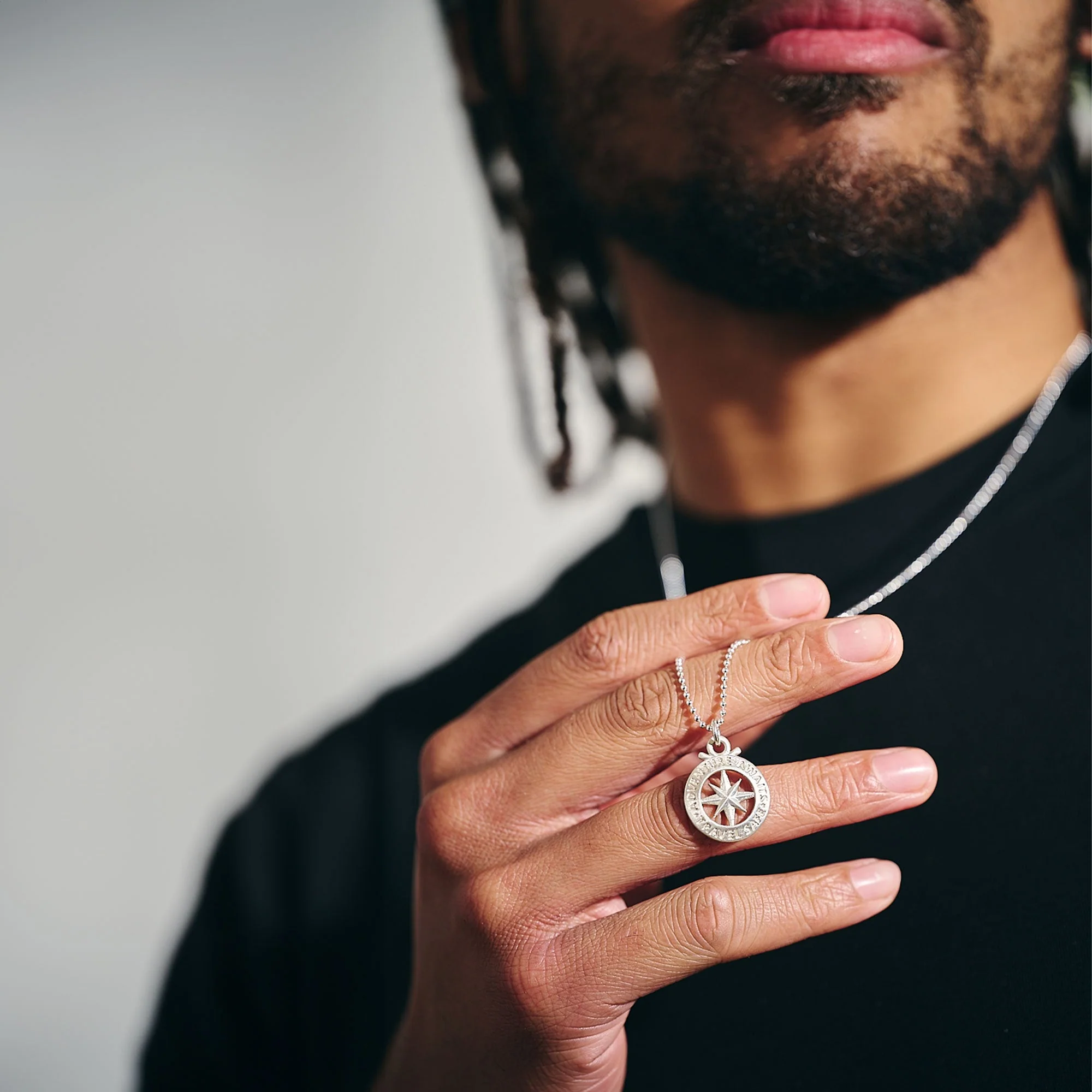 Travel Safe Outline Compass Large St Christopher Silver Necklace - Image 3
