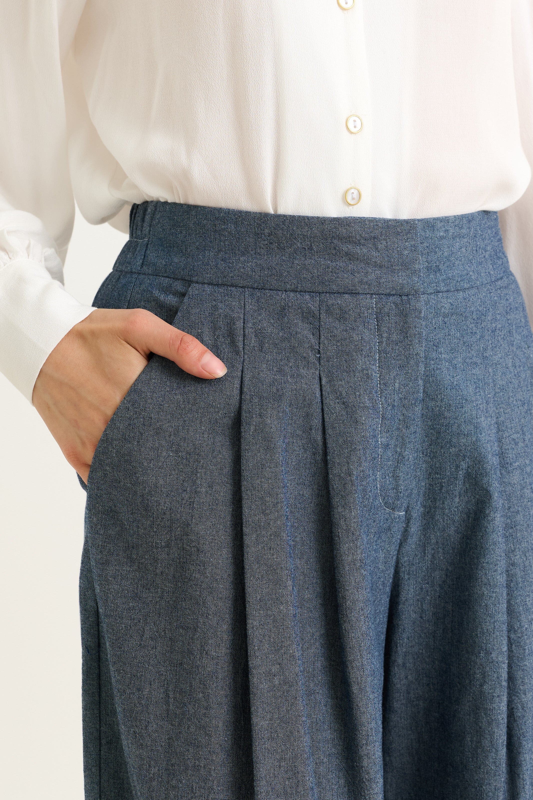 Tyler Chambray Wide Leg Trouser - Dark Grey - Image 5