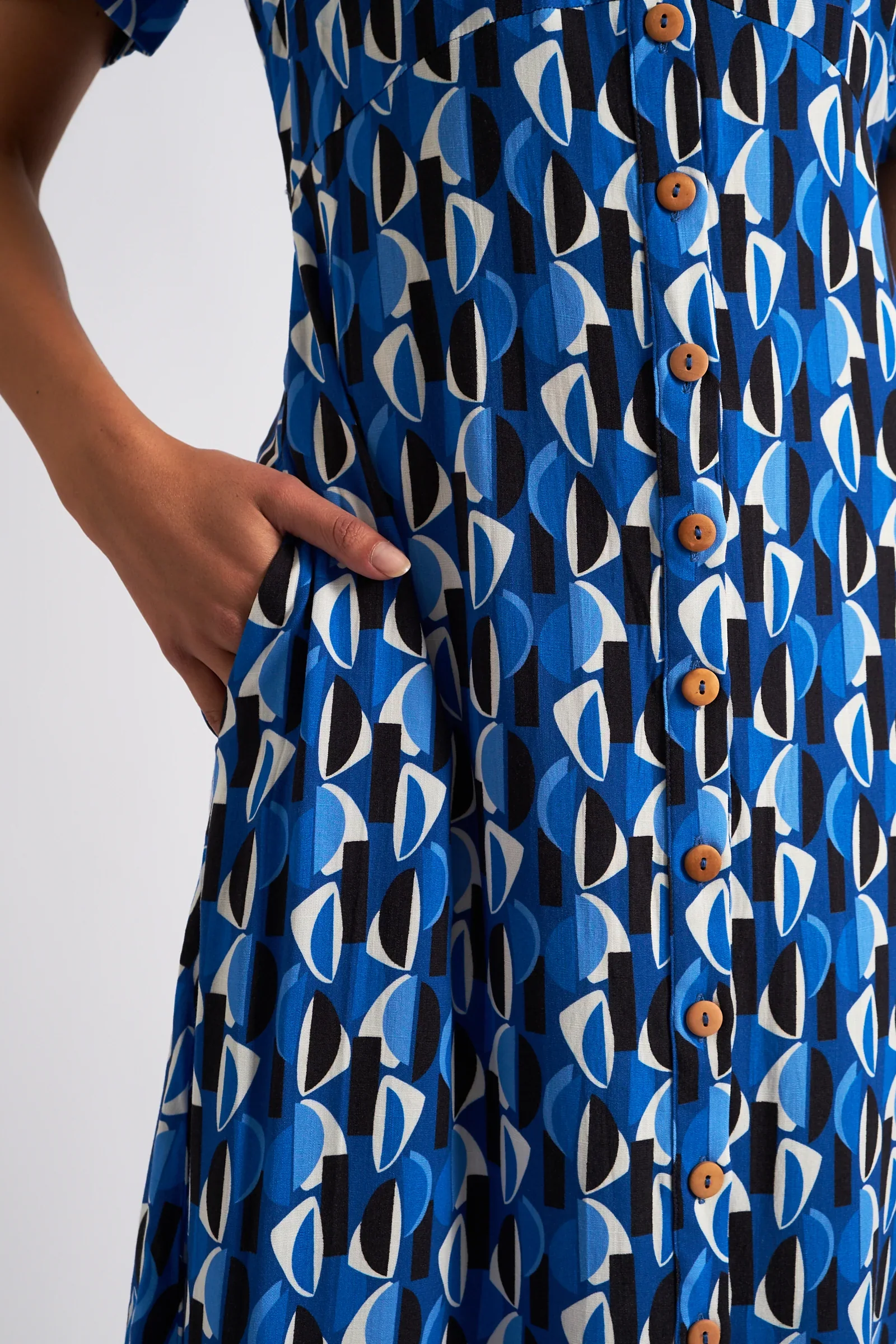 Wanda Mid Century Retro Print Midi Dress - Blue - Image 3