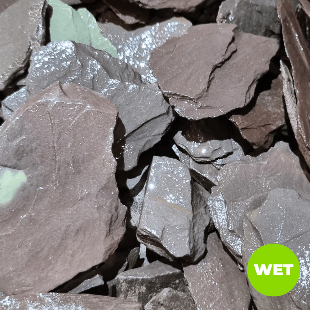 Welsh Blue Plum Crushed Slate Chippings 40mm - Image 3