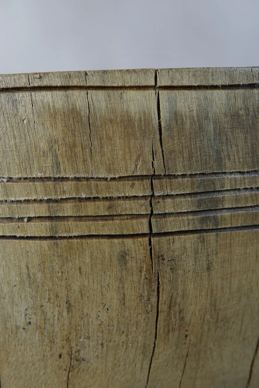 Wood Side Table - Cameroon - 92.3 - Image 2