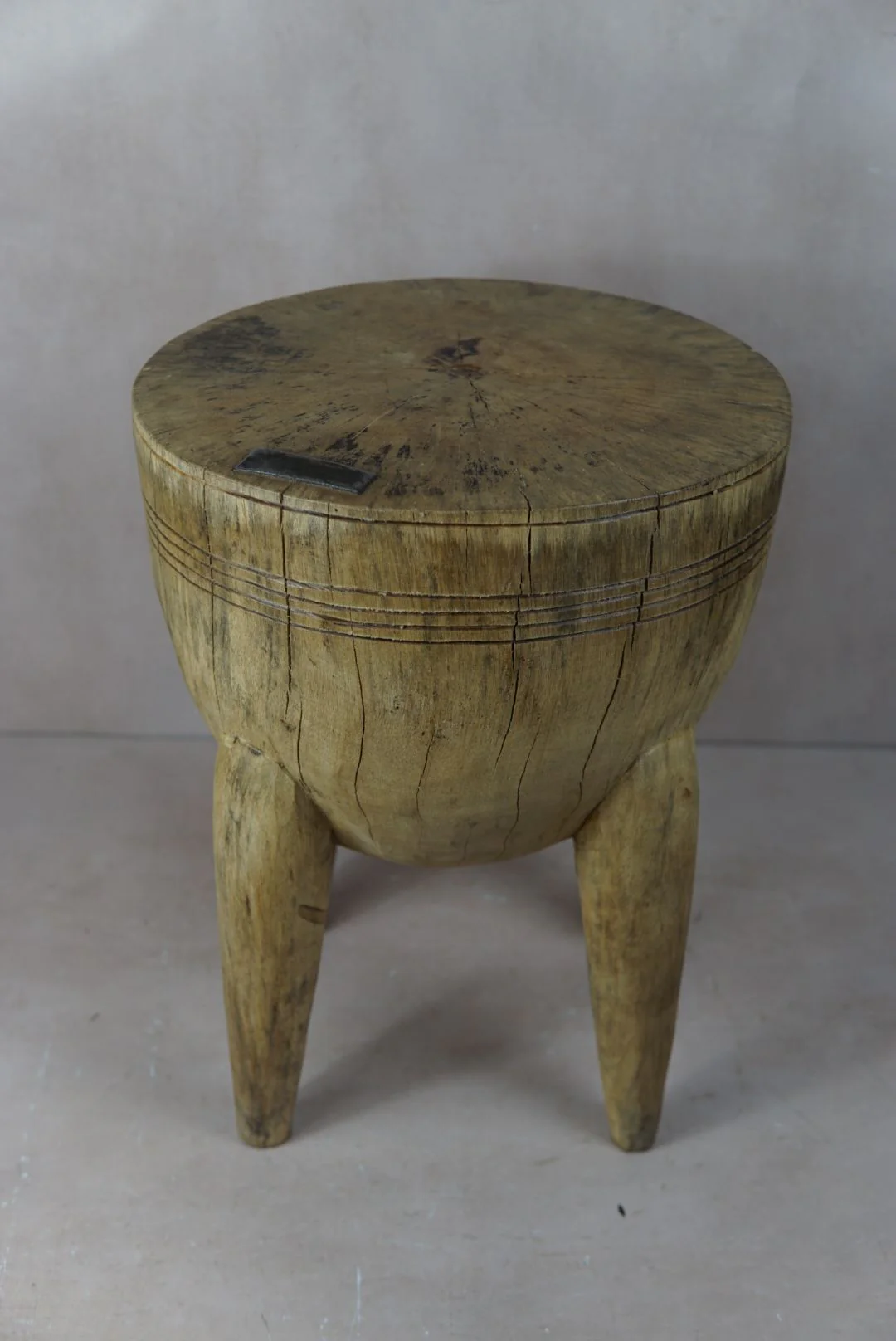 Wood Side Table - Cameroon - 92.4 - Image 2