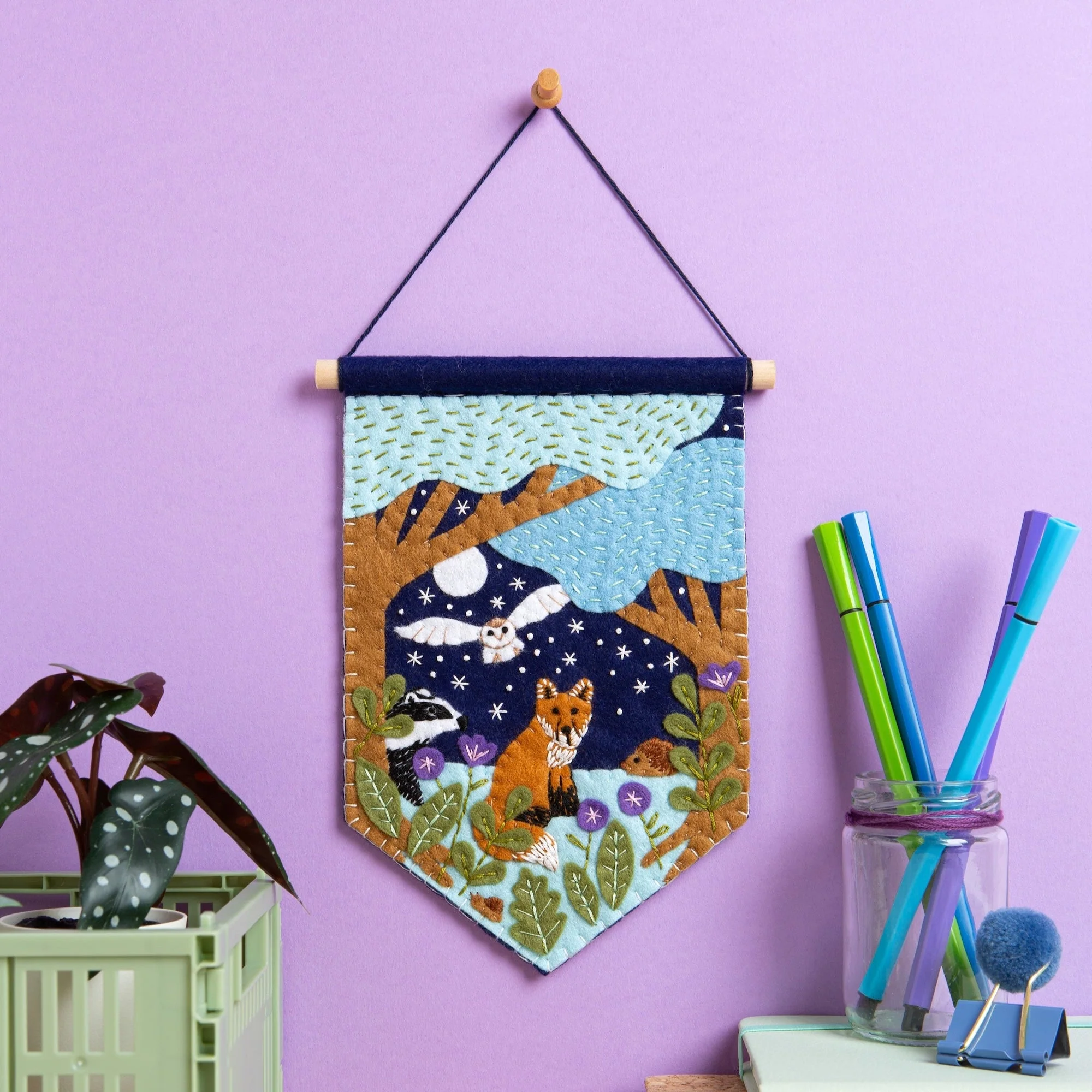 'Woodland Pennant' Animal Felt Craft Kit for Beginners - Image 3