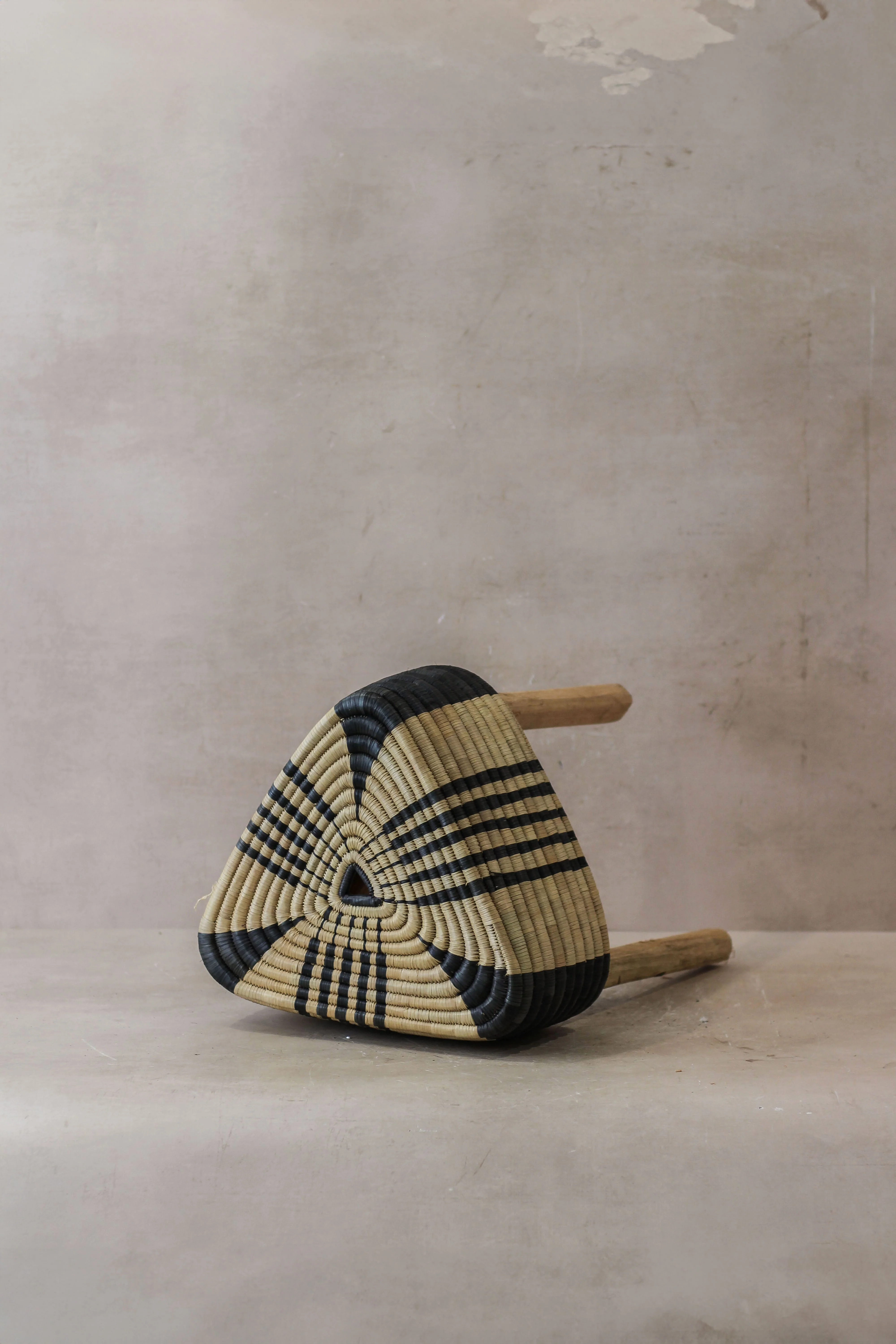 Woven Stool Black (73B) - Image 2