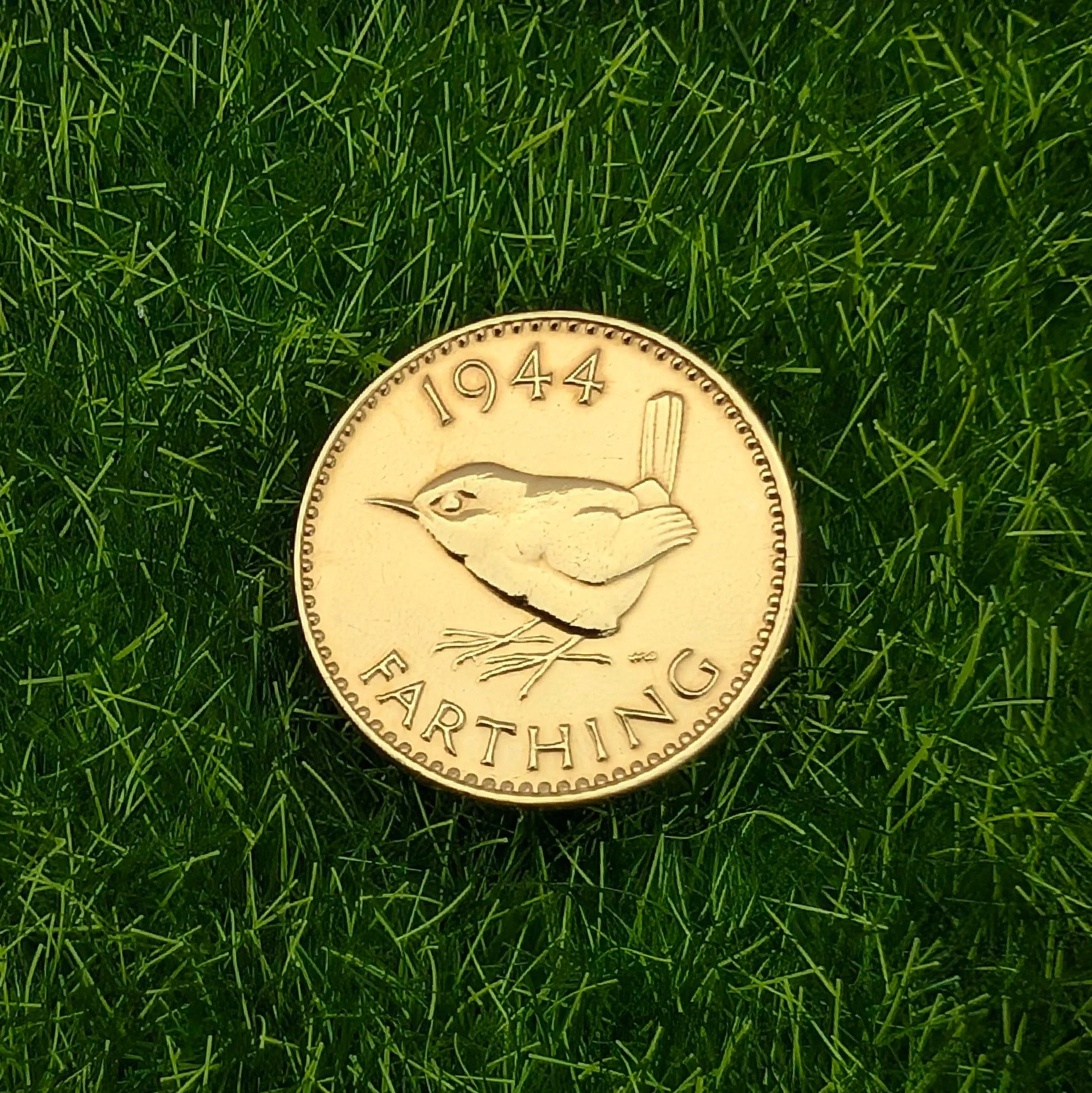 Wren Farthing (1937-1956) - Gold Plated Coin Golf Ball Marker