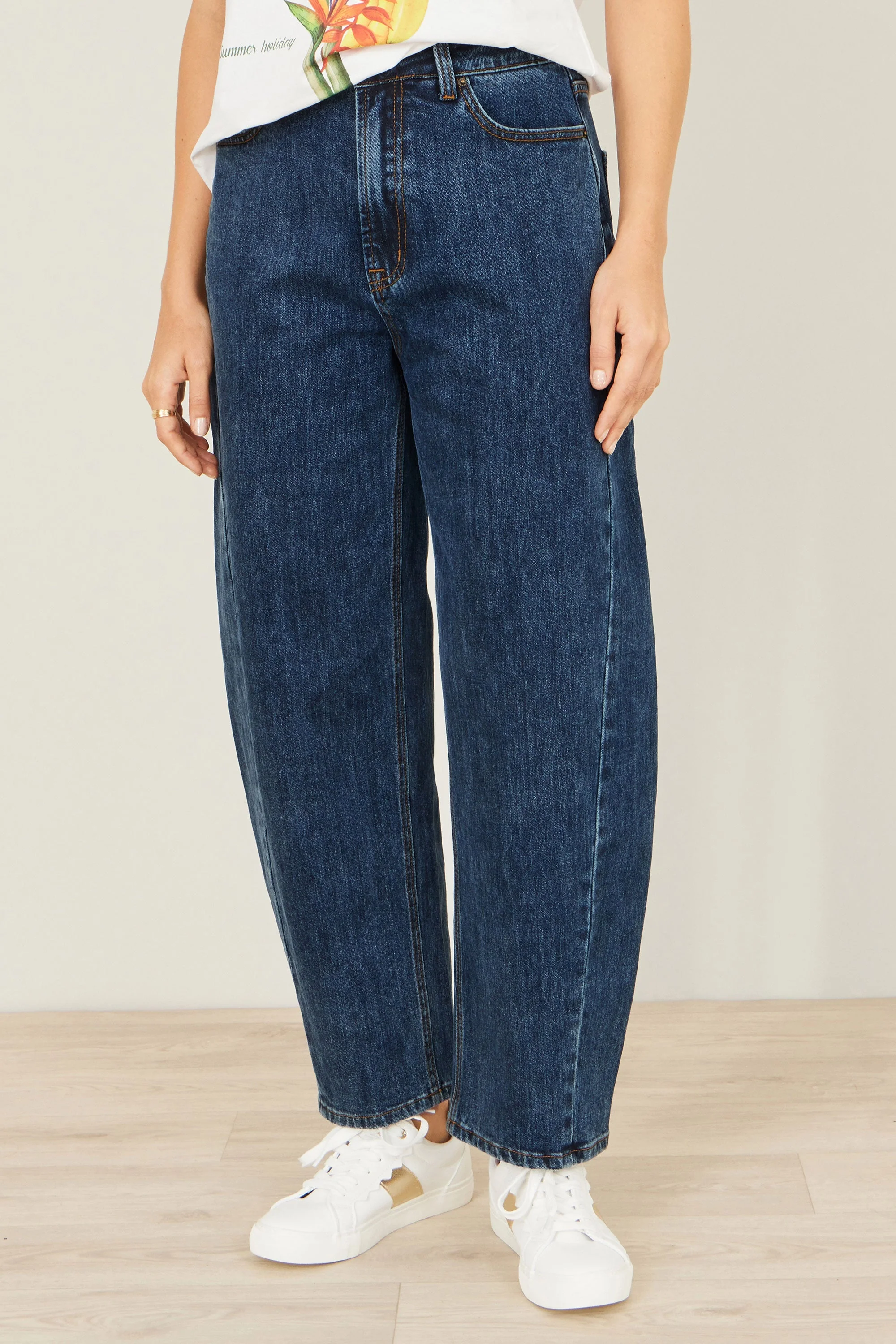 Yumi Blue Denim Barrel Relaxed Fit Jeans - Image 5
