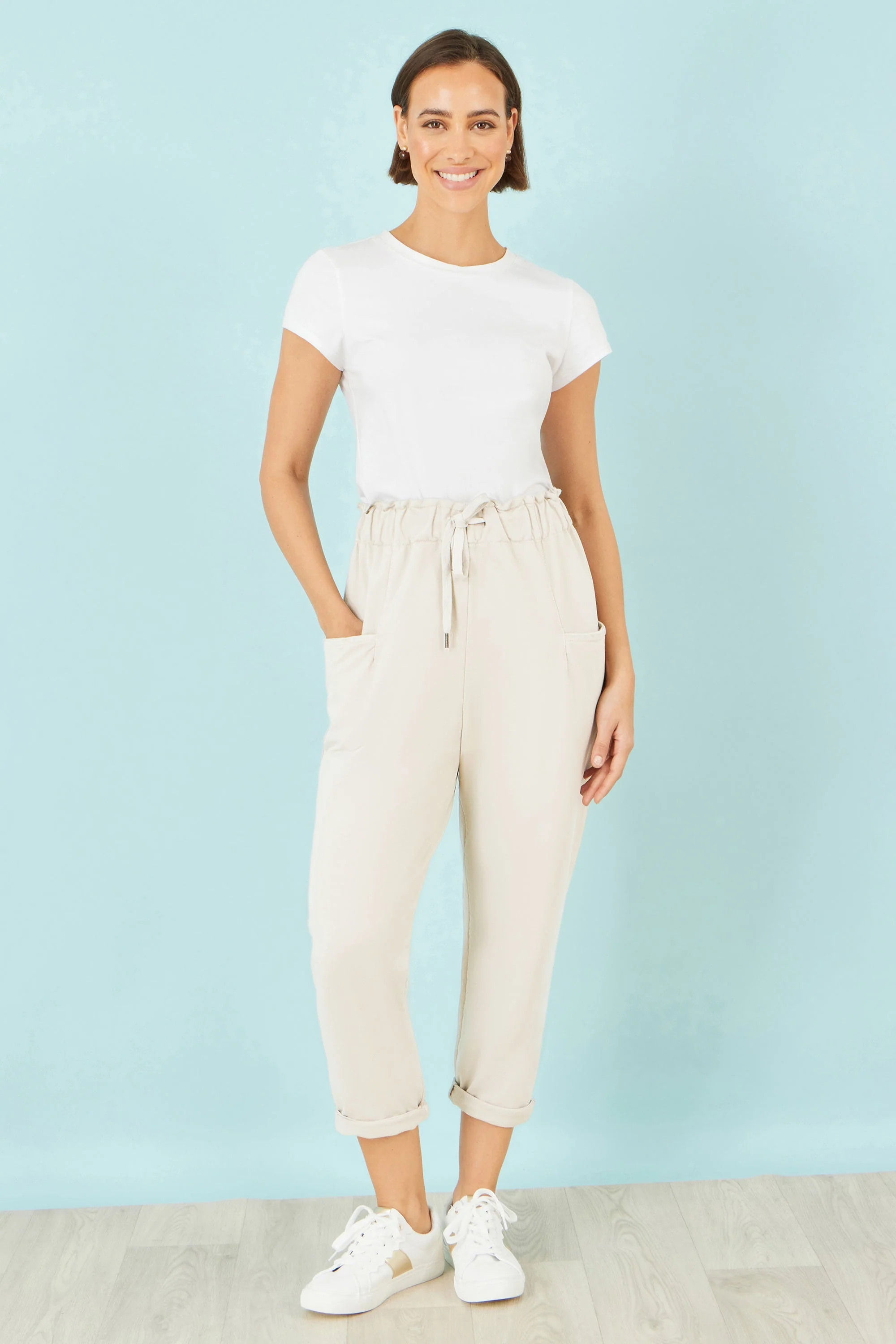 Yumi Cream Cotton Relaxed Stretch Trousers With Pockets - Image 4